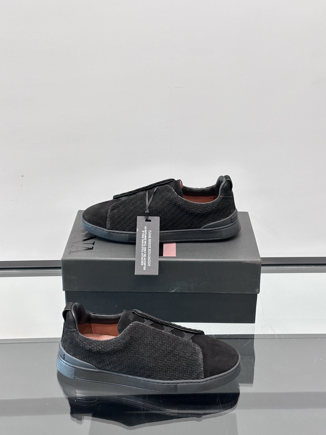 ZEGNA 杰尼亚 绒面奢华休闲TriPle Stitch™ 2025新款男士休闲鞋，选用进口翻毛牛皮打