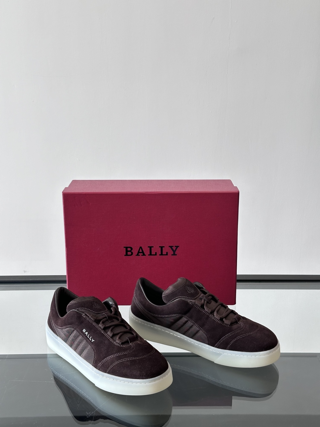 Bally💫新款男士板鞋，Raise系列休闲鞋，这双真嘟很好看耶～侧面织带的logo其实是Bally经典