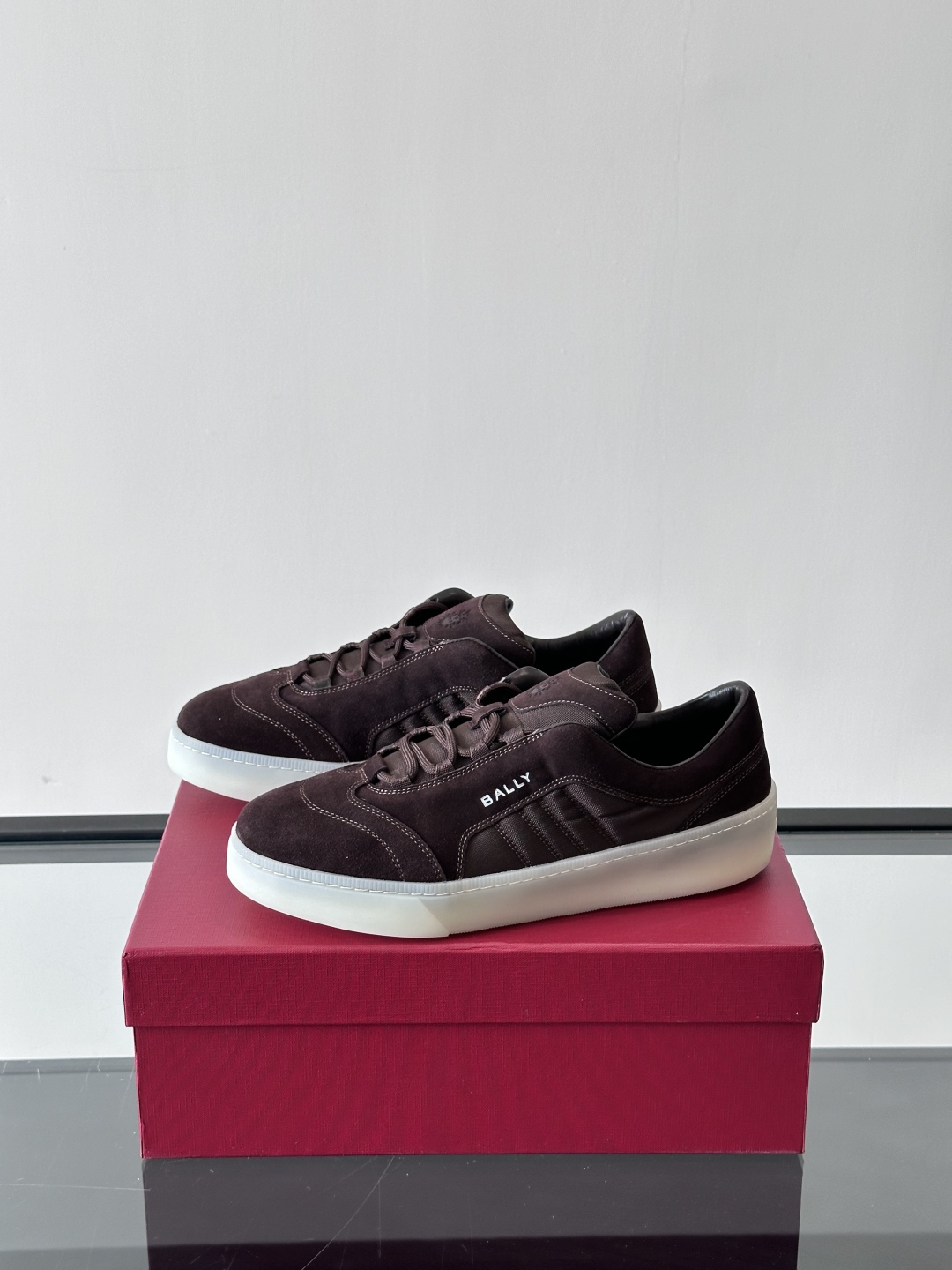 Bally💫新款男士板鞋，Raise系列休闲鞋，这双真嘟很好看耶～侧面织带的logo其实是Bally经典
