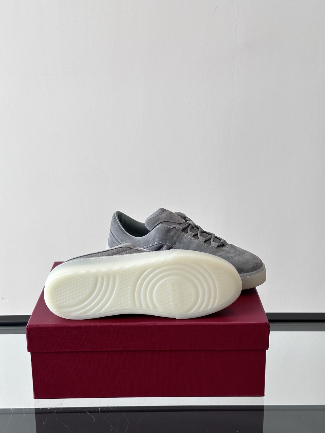 Bally💫新款男士板鞋，Raise系列休闲鞋，这双真嘟很好看耶～侧面织带的logo其实是Bally经典