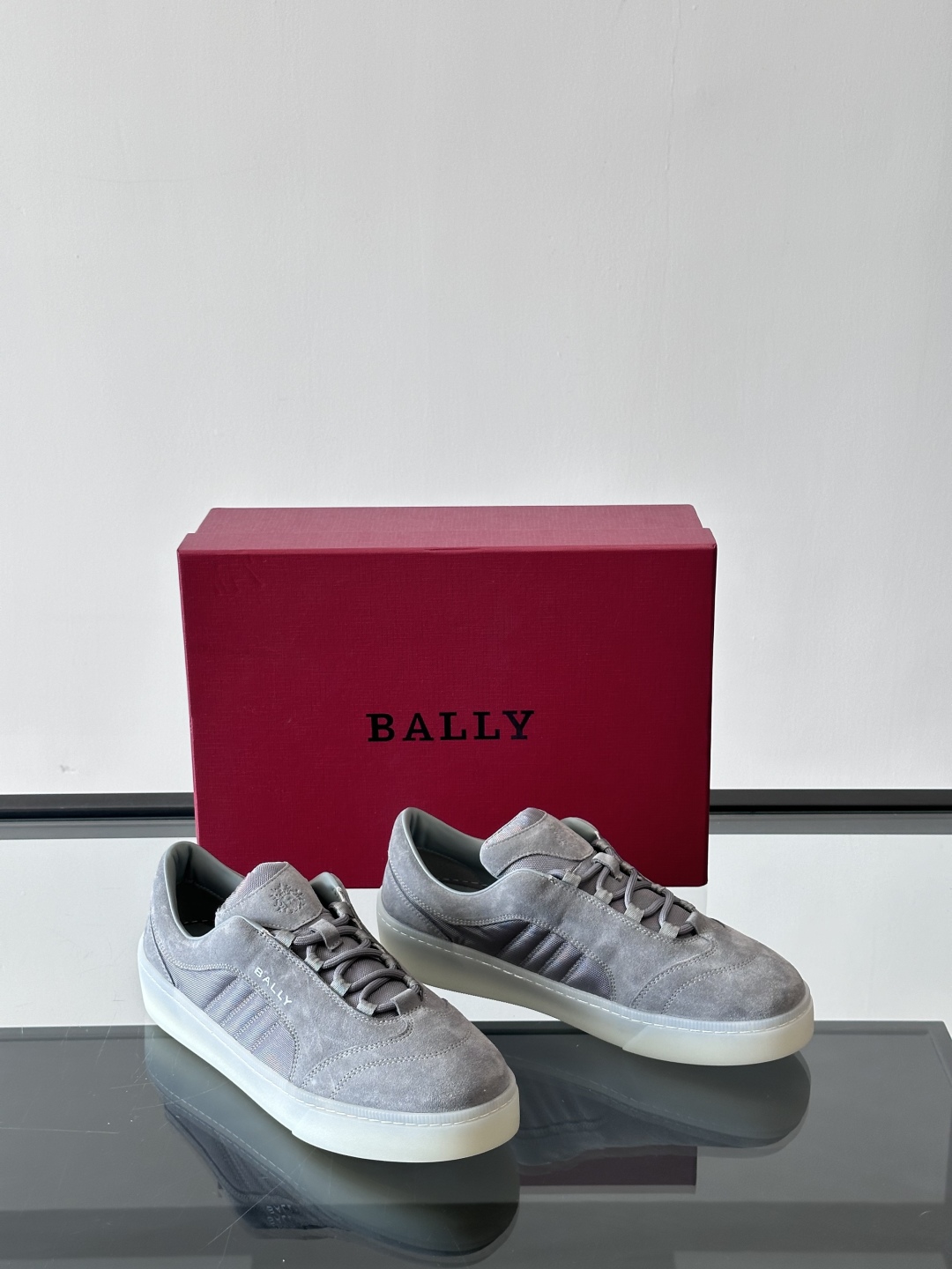 Bally💫新款男士板鞋，Raise系列休闲鞋，这双真嘟很好看耶～侧面织带的logo其实是Bally经典