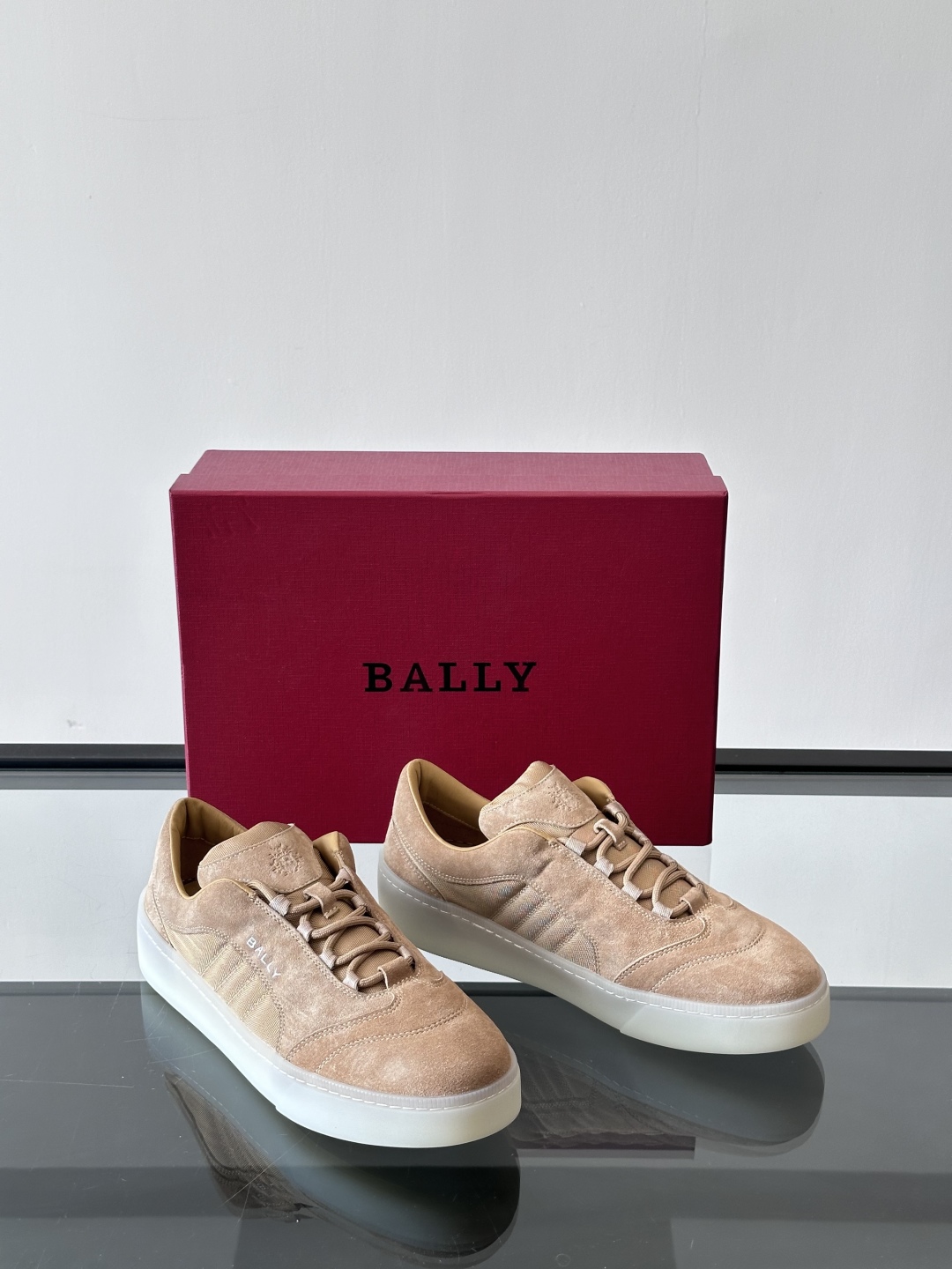 Bally💫新款男士板鞋，Raise系列休闲鞋，这双真嘟很好看耶～侧面织带的logo其实是Bally经典