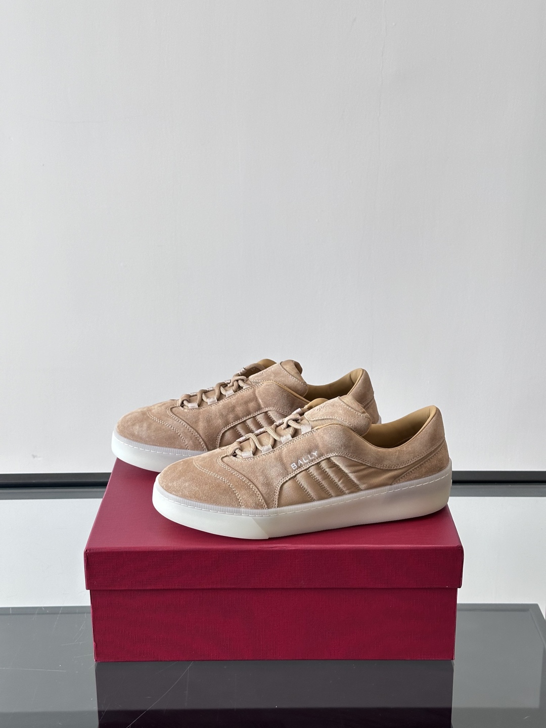 Bally💫新款男士板鞋，Raise系列休闲鞋，这双真嘟很好看耶～侧面织带的logo其实是Bally经典
