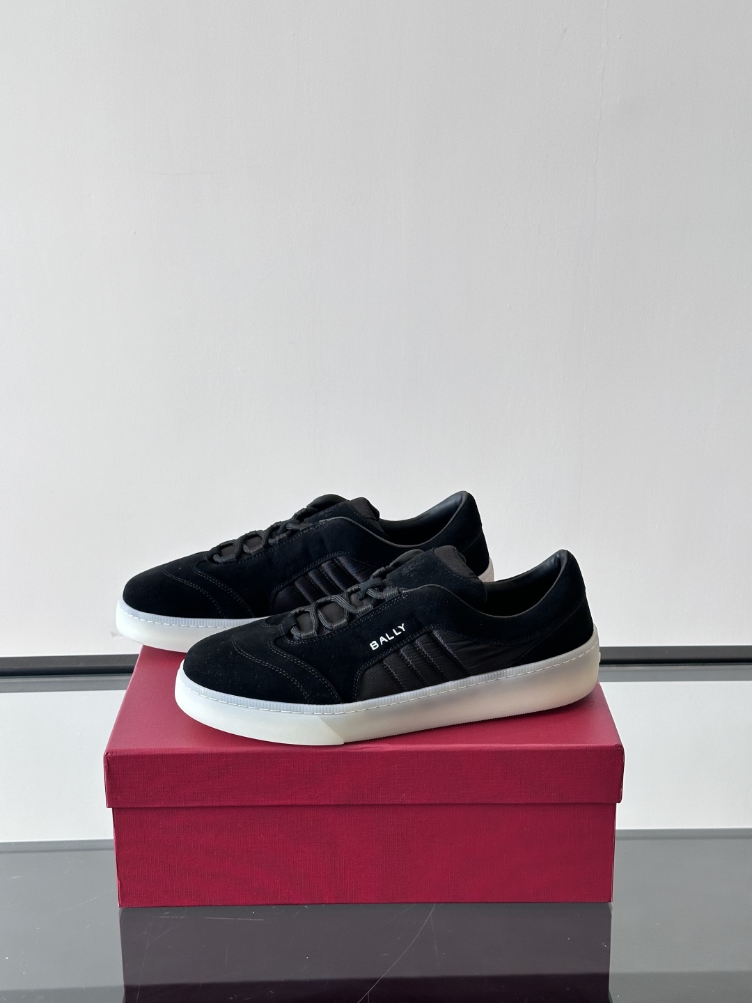 Bally💫新款男士板鞋，Raise系列休闲鞋，这双真嘟很好看耶～侧面织带的logo其实是Bally经典