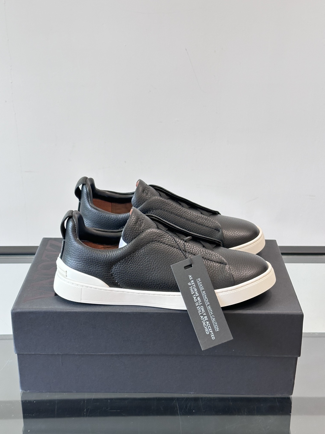 ZEGNA 杰尼亚 奢华休闲TriPle Stitch™ 2025新款男士休闲鞋，选用进口牛皮打造，丰富