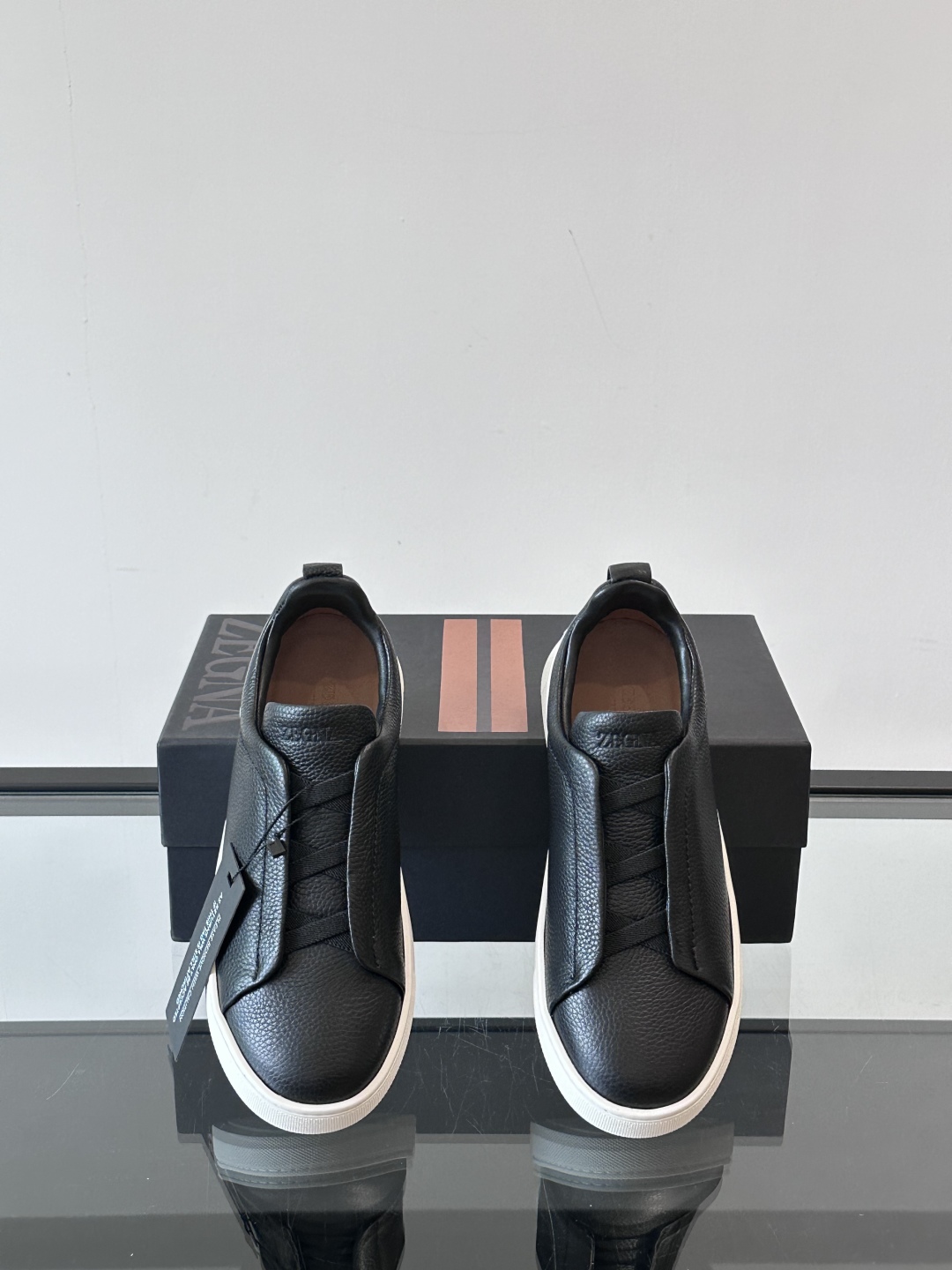 ZEGNA 杰尼亚 奢华休闲TriPle Stitch™ 2025新款男士休闲鞋，选用进口牛皮打造，丰富