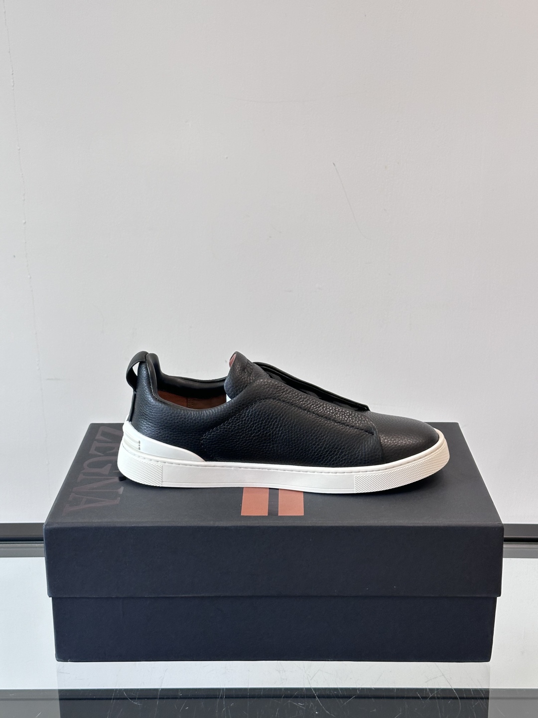 ZEGNA 杰尼亚 奢华休闲TriPle Stitch™ 2025新款男士休闲鞋，选用进口牛皮打造，丰富