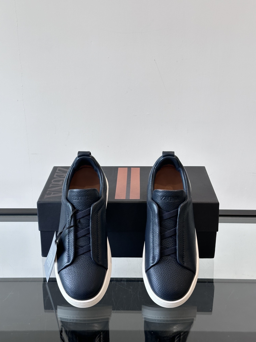 ZEGNA 杰尼亚 奢华休闲TriPle Stitch™ 2025新款男士休闲鞋，选用进口牛皮打造，丰富