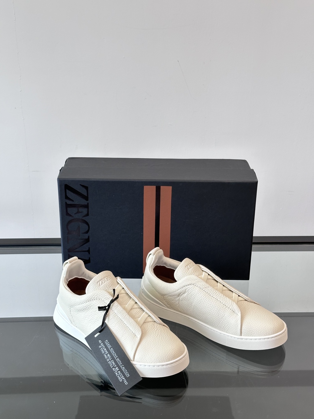 ZEGNA 杰尼亚 奢华休闲TriPle Stitch™ 2025新款男士休闲鞋，选用进口牛皮打造，丰富