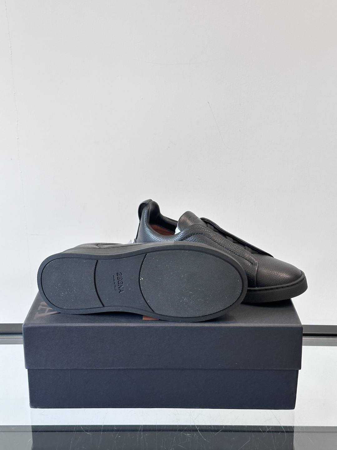ZEGNA 杰尼亚 奢华休闲TriPle Stitch™ 2025新款男士休闲鞋，选用进口牛皮打造，丰富