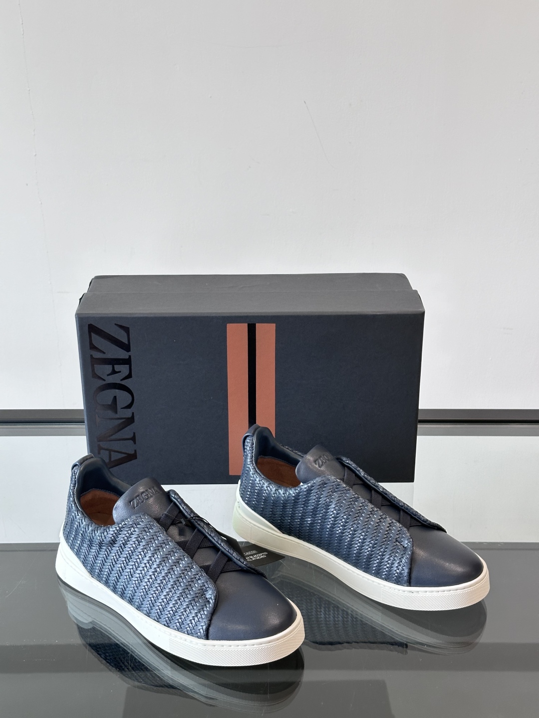 ZEGNA 杰尼亚 奢华休闲TriPle Stitch™ 2025新款男士休闲鞋，选用进口牛皮打造，丰富