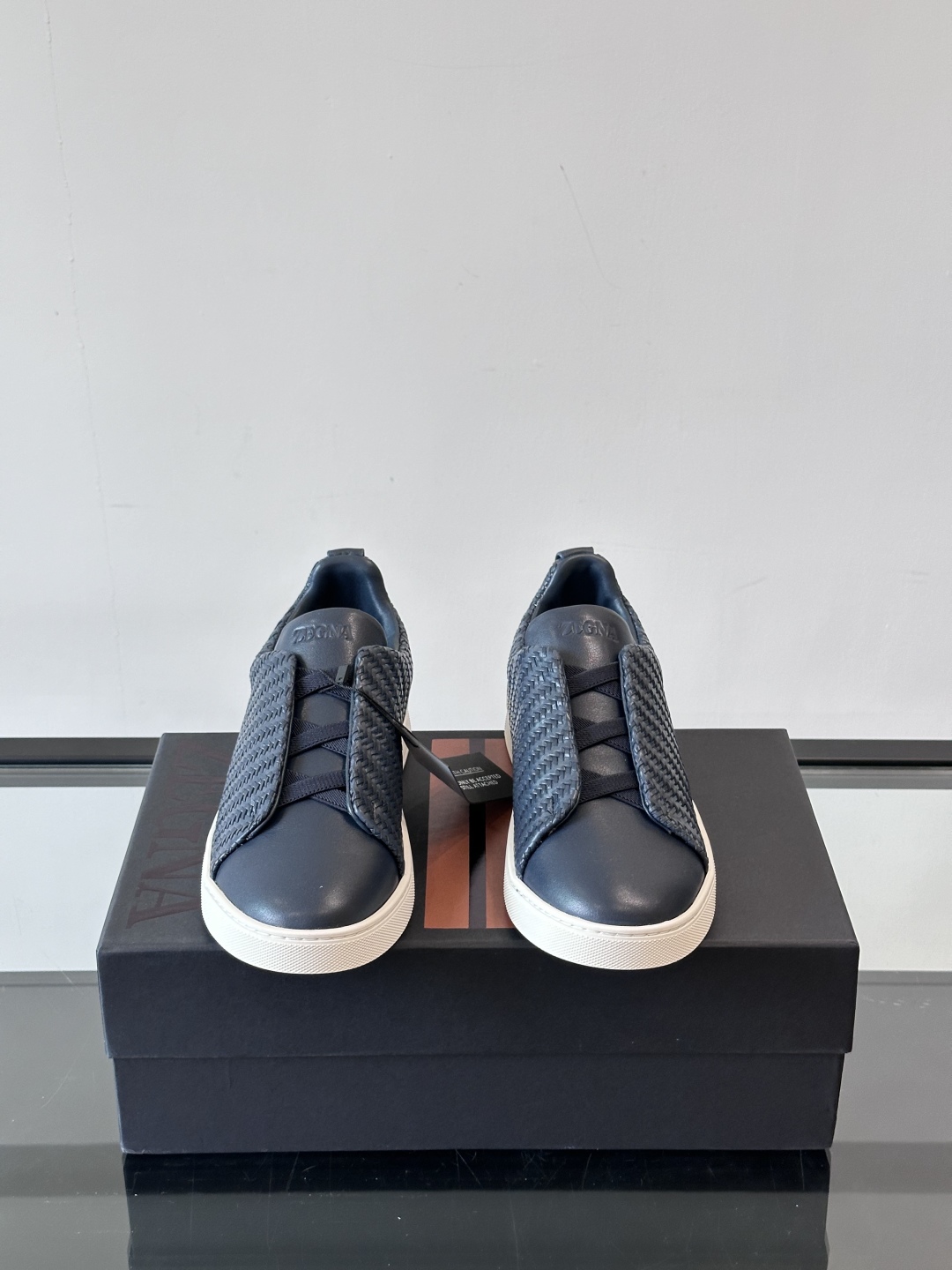ZEGNA 杰尼亚 奢华休闲TriPle Stitch™ 2025新款男士休闲鞋，选用进口牛皮打造，丰富
