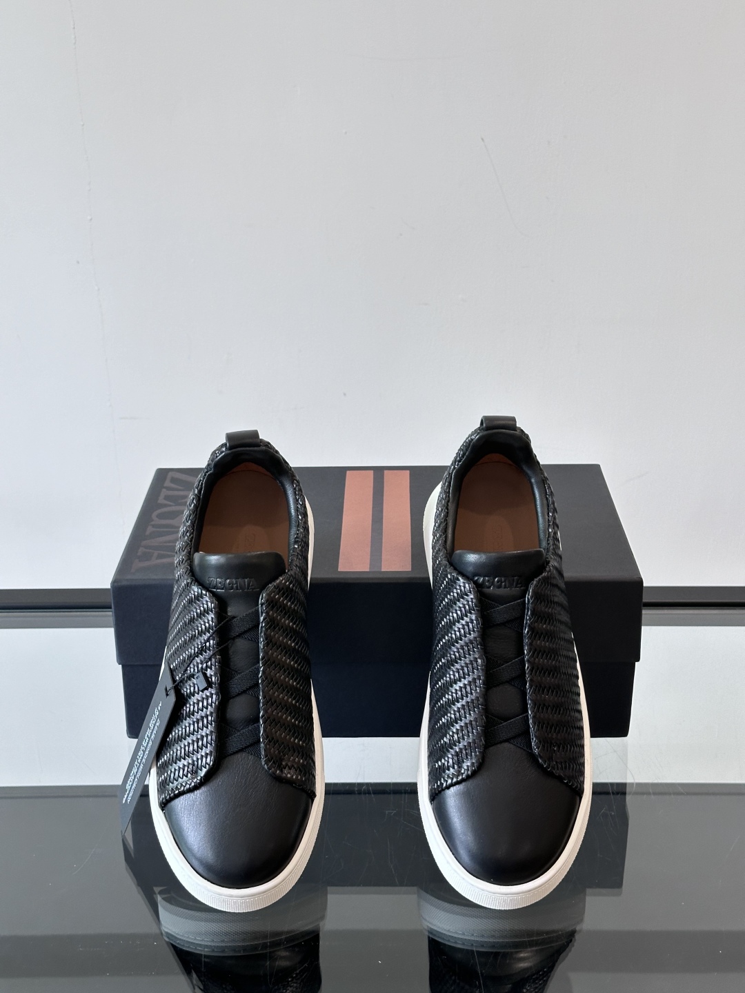 ZEGNA 杰尼亚 奢华休闲TriPle Stitch™ 2025新款男士休闲鞋，选用进口牛皮打造，丰富