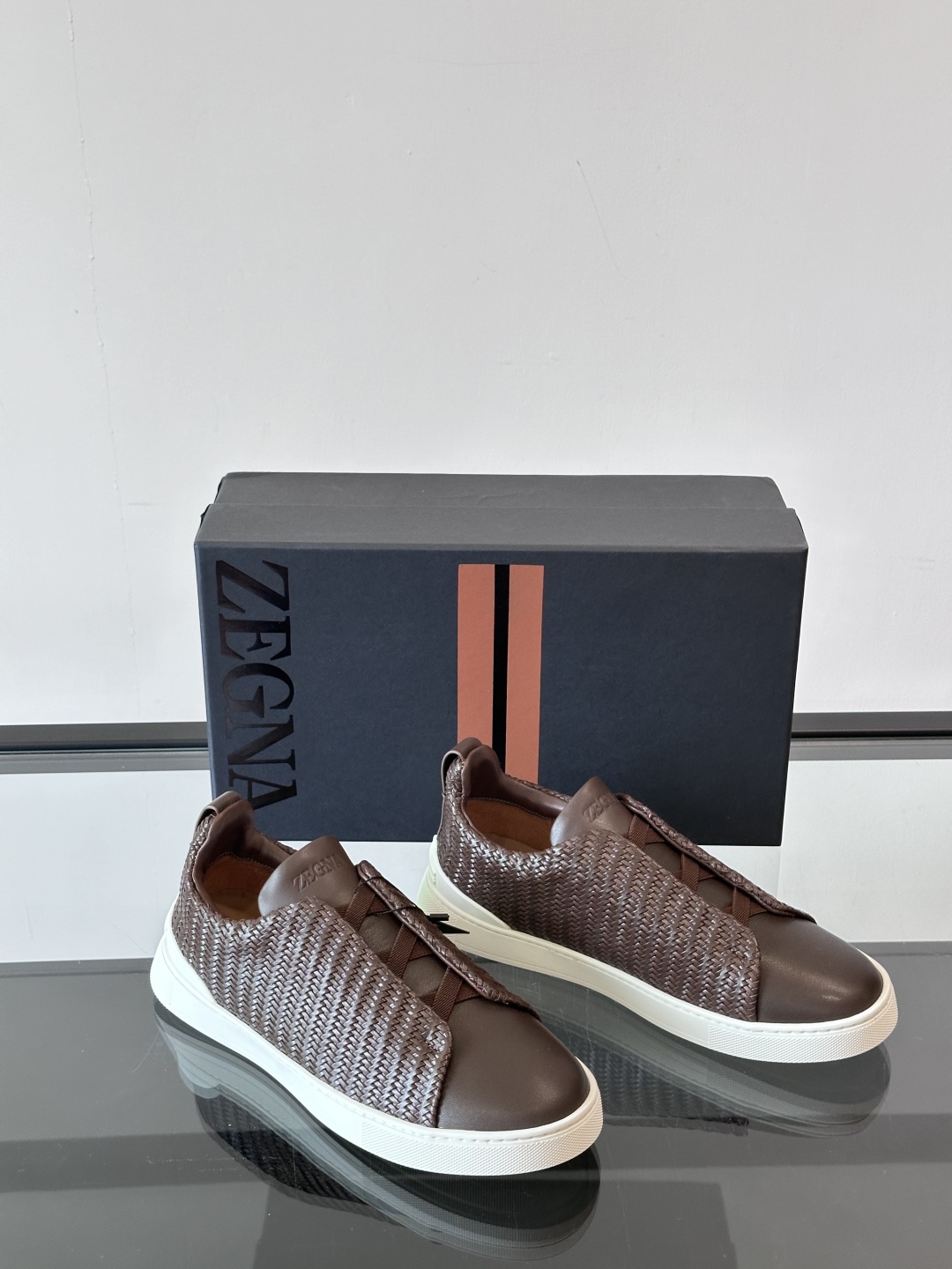 ZEGNA 杰尼亚 奢华休闲TriPle Stitch™ 2025新款男士休闲鞋，选用进口牛皮打造，丰富