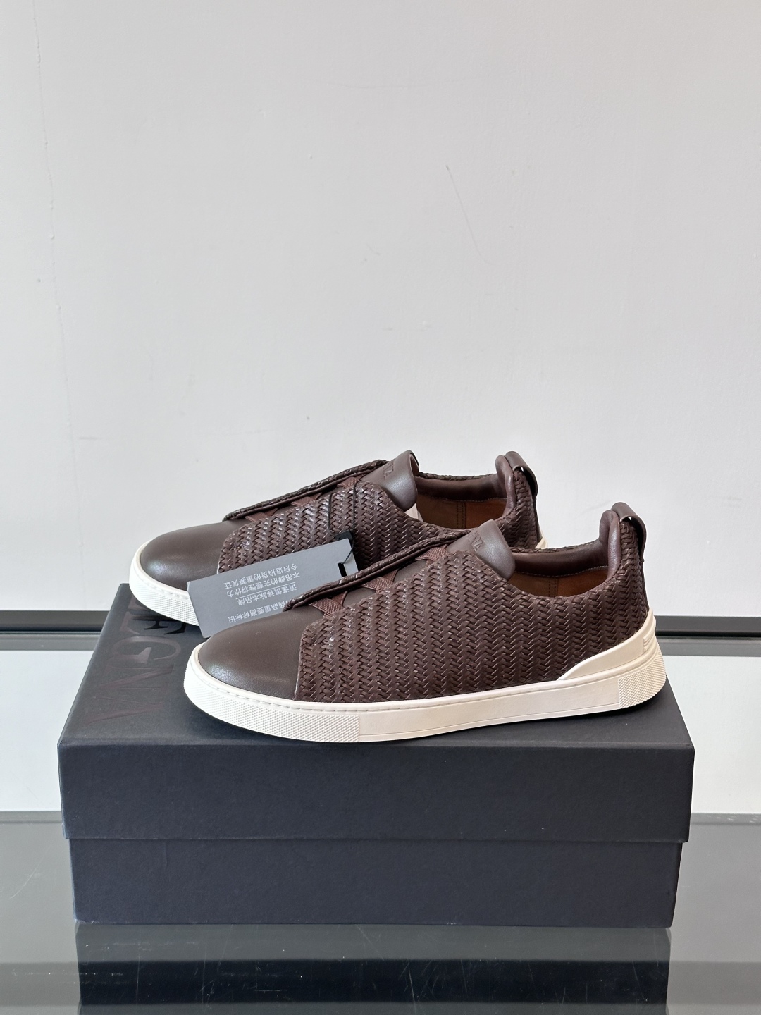 ZEGNA 杰尼亚 奢华休闲TriPle Stitch™ 2025新款男士休闲鞋，选用进口牛皮打造，丰富