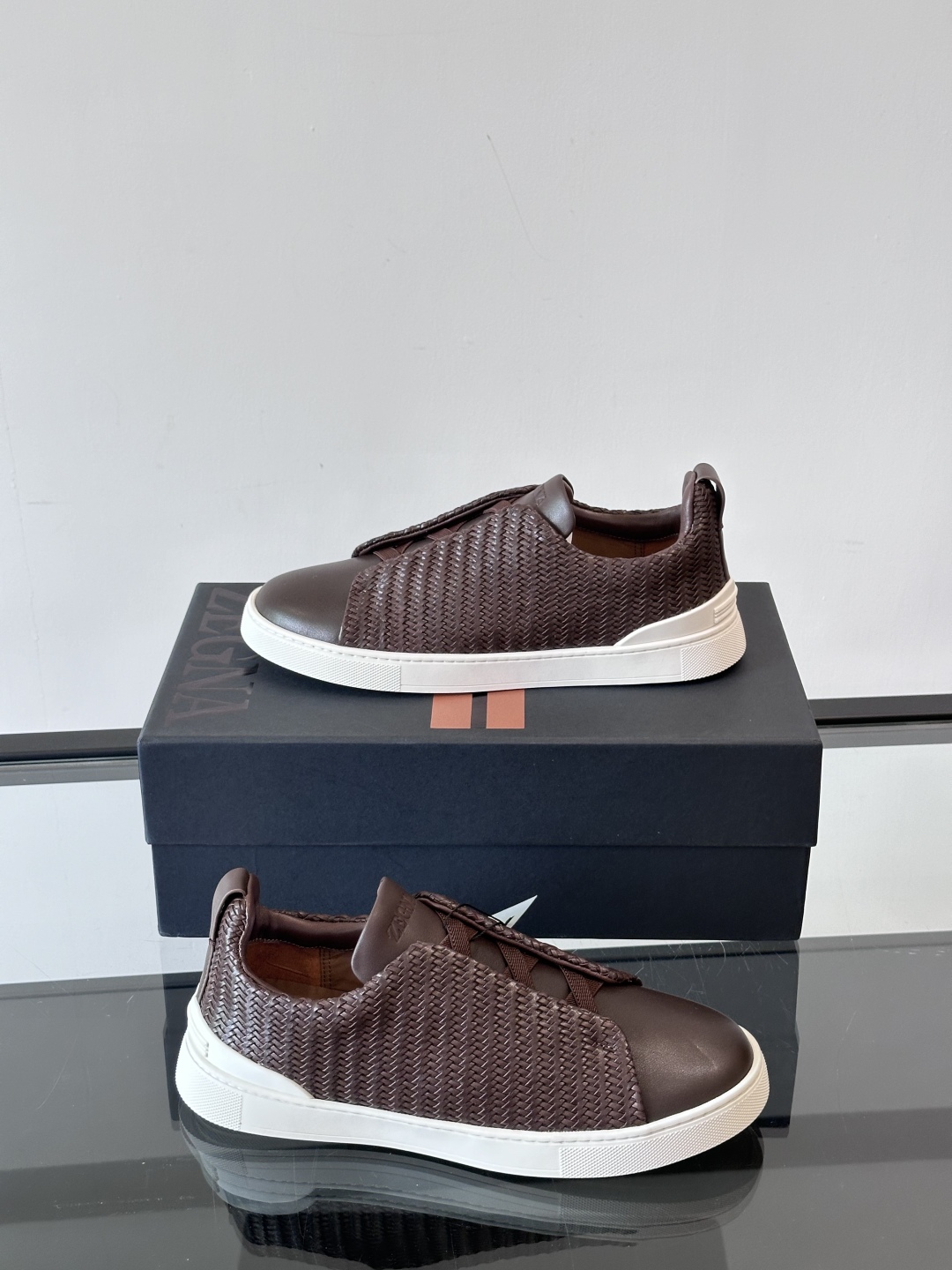 ZEGNA 杰尼亚 奢华休闲TriPle Stitch™ 2025新款男士休闲鞋，选用进口牛皮打造，丰富