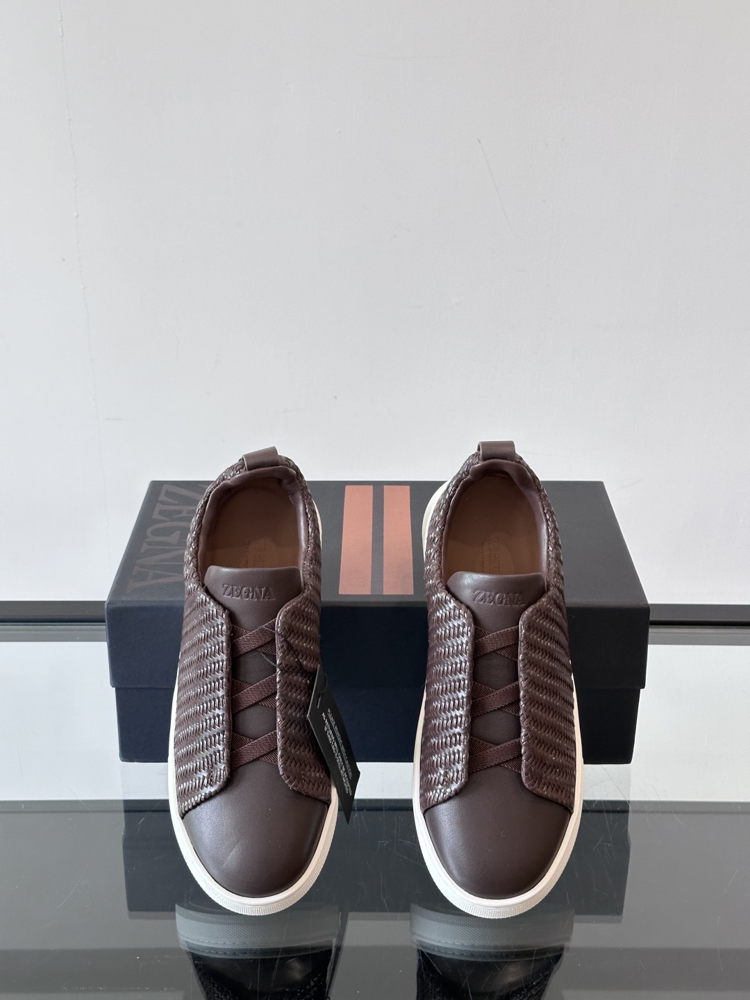 ZEGNA 杰尼亚 奢华休闲TriPle Stitch™ 2025新款男士休闲鞋，选用进口牛皮打造，丰富