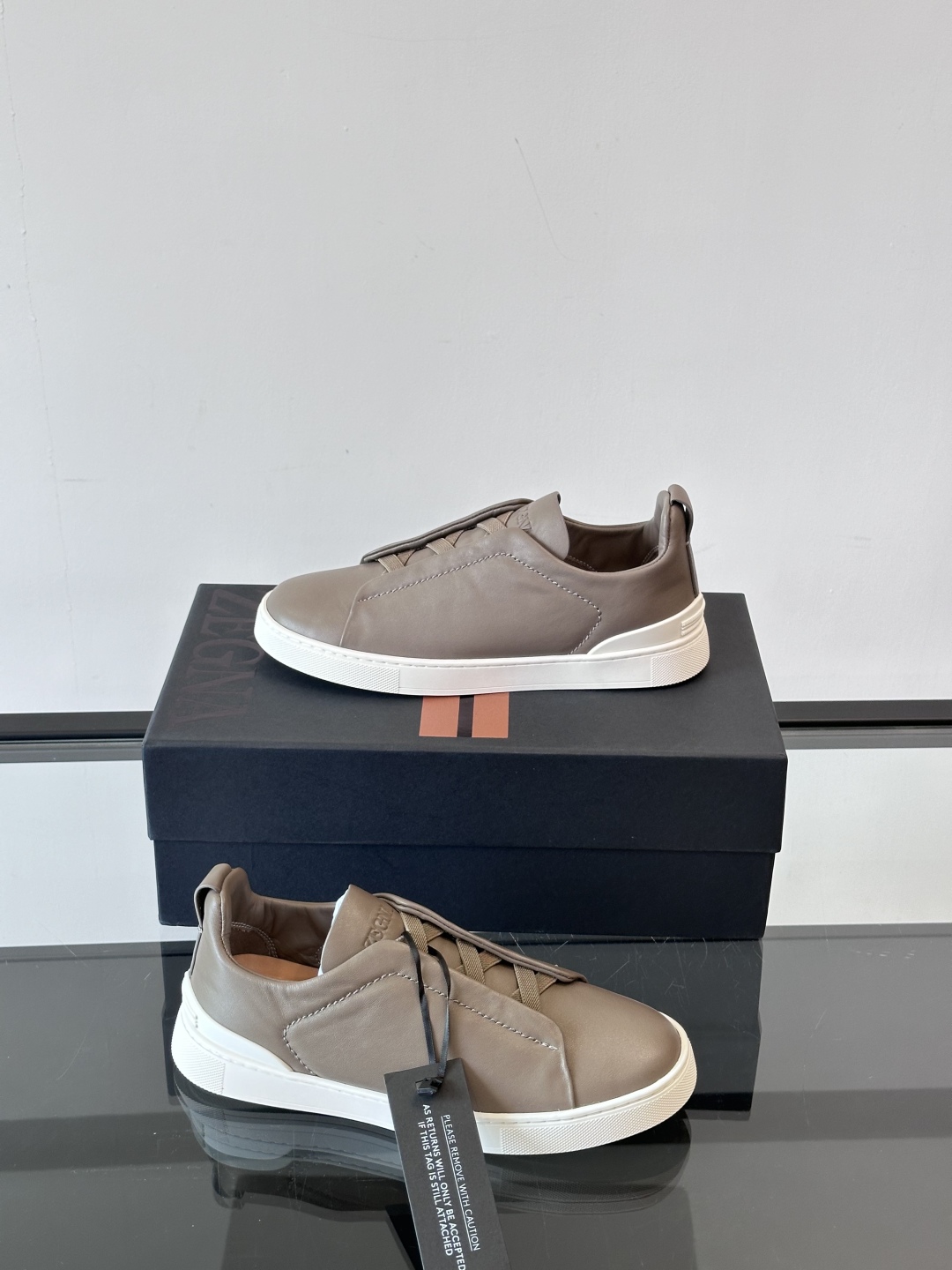 ZEGNA 杰尼亚 奢华休闲TriPle Stitch™ 2025新款男士休闲鞋，选用进口牛皮打造，丰富