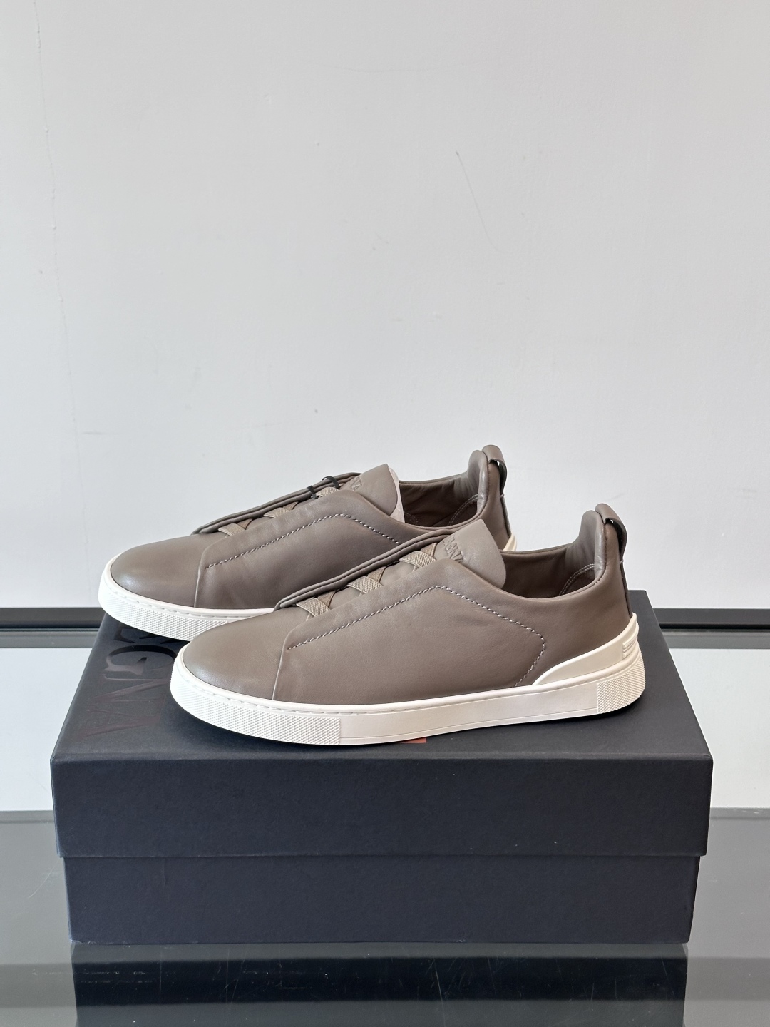 ZEGNA 杰尼亚 奢华休闲TriPle Stitch™ 2025新款男士休闲鞋，选用进口牛皮打造，丰富