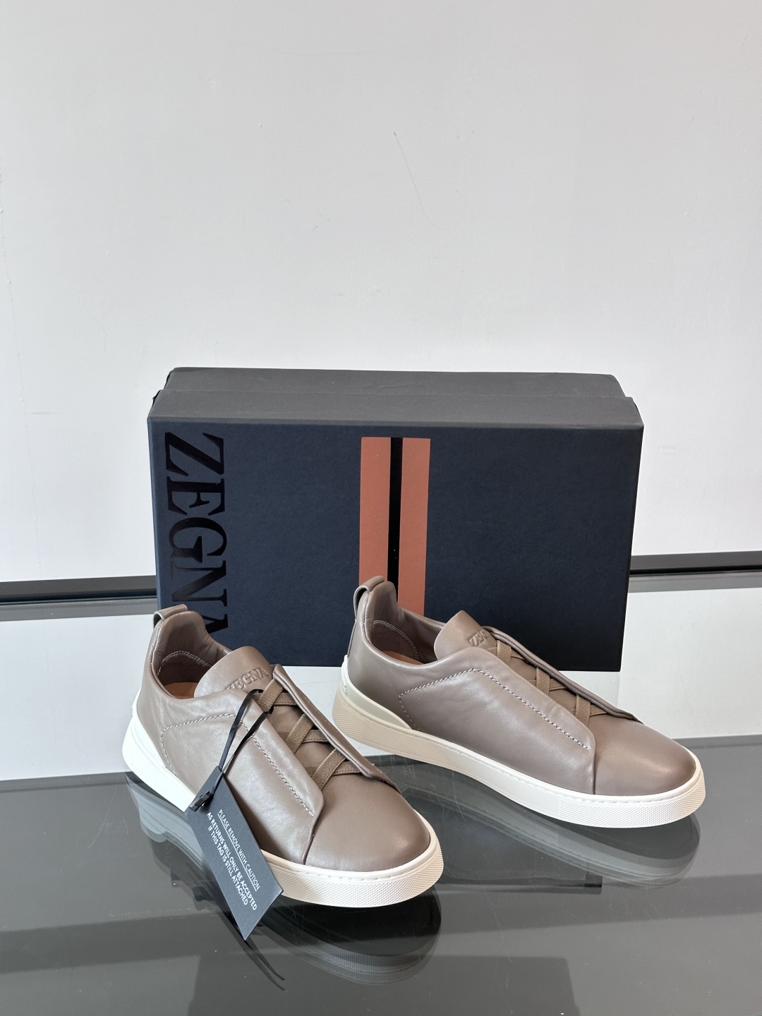 ZEGNA 杰尼亚 奢华休闲TriPle Stitch™ 2025新款男士休闲鞋，选用进口牛皮打造，丰富