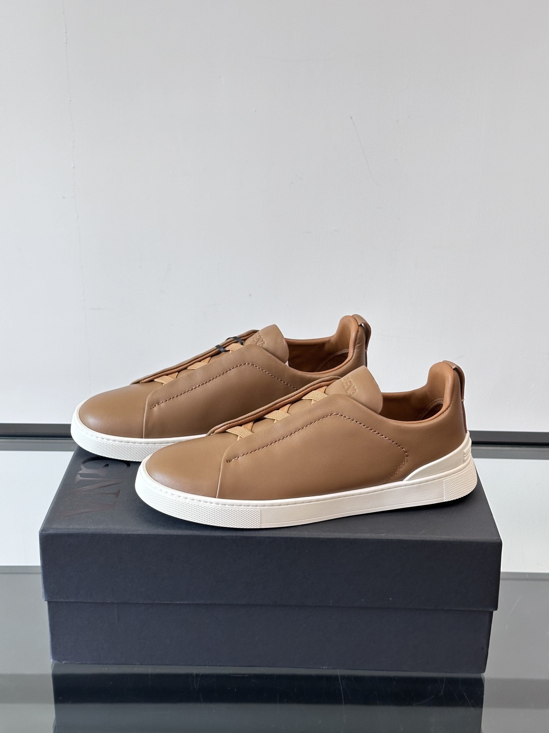ZEGNA 杰尼亚 奢华休闲TriPle Stitch™ 2025新款男士休闲鞋，选用进口牛皮打造，丰富