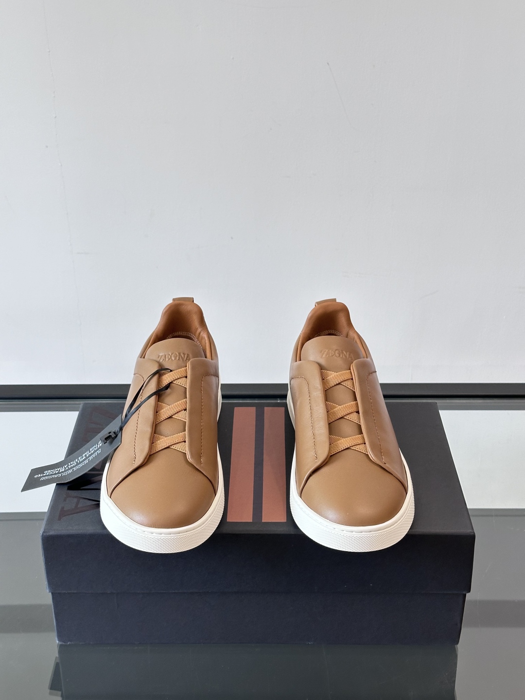 ZEGNA 杰尼亚 奢华休闲TriPle Stitch™ 2025新款男士休闲鞋，选用进口牛皮打造，丰富