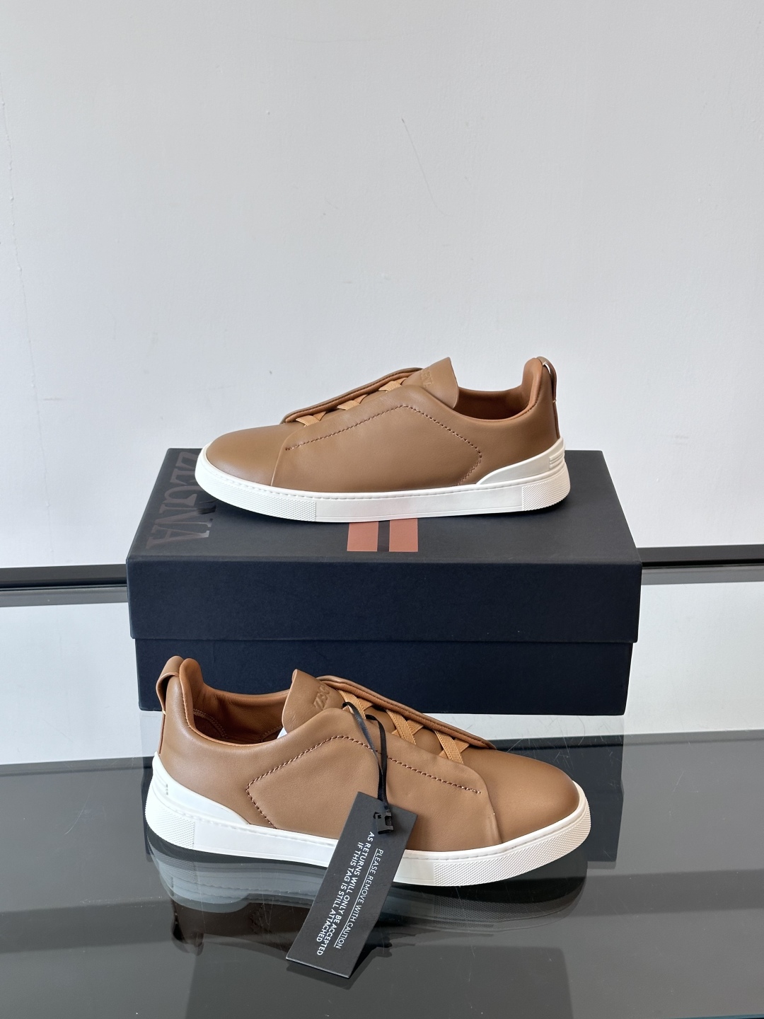 ZEGNA 杰尼亚 奢华休闲TriPle Stitch™ 2025新款男士休闲鞋，选用进口牛皮打造，丰富