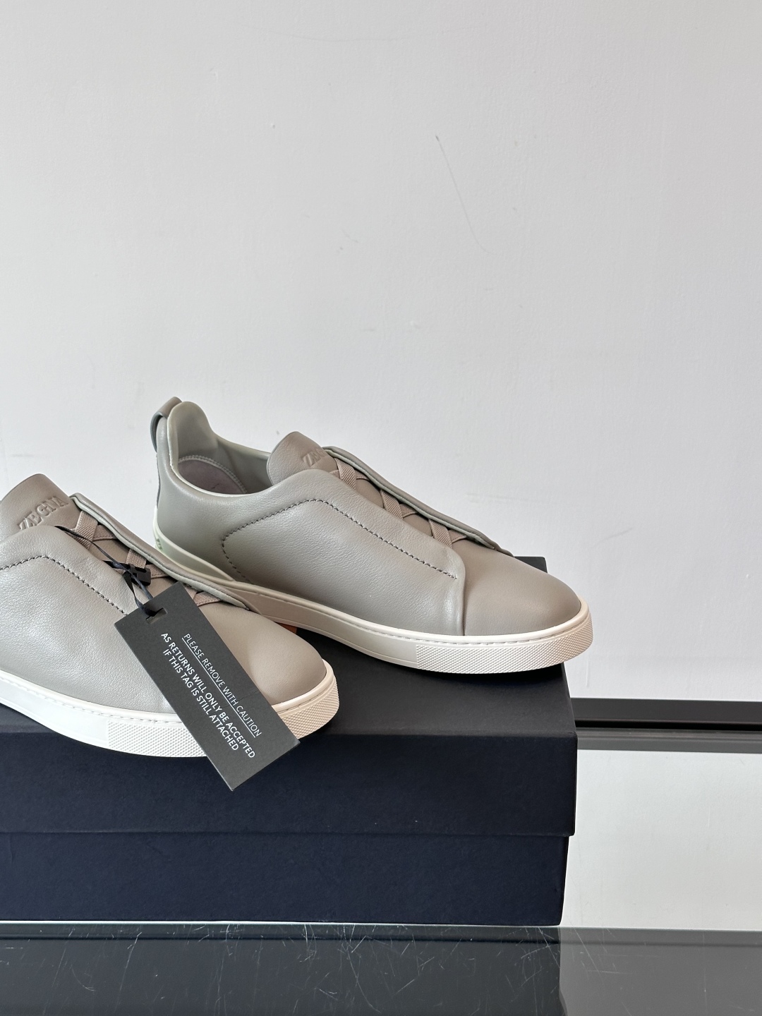 ZEGNA 杰尼亚 奢华休闲TriPle Stitch™ 2025新款男士休闲鞋，选用进口牛皮打造，丰富