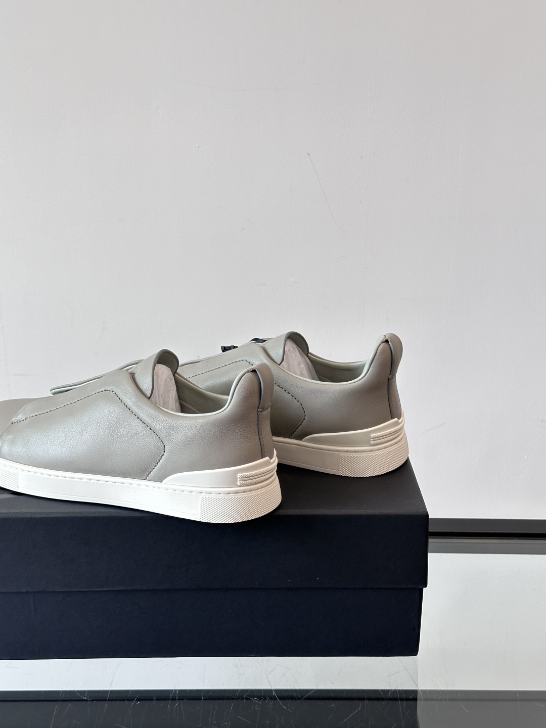 ZEGNA 杰尼亚 奢华休闲TriPle Stitch™ 2025新款男士休闲鞋，选用进口牛皮打造，丰富