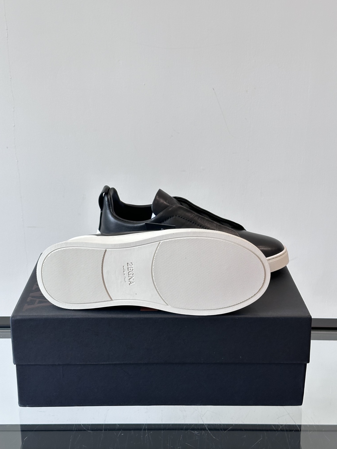 ZEGNA 杰尼亚 奢华休闲TriPle Stitch™ 2025新款男士休闲鞋，选用进口牛皮打造，丰富