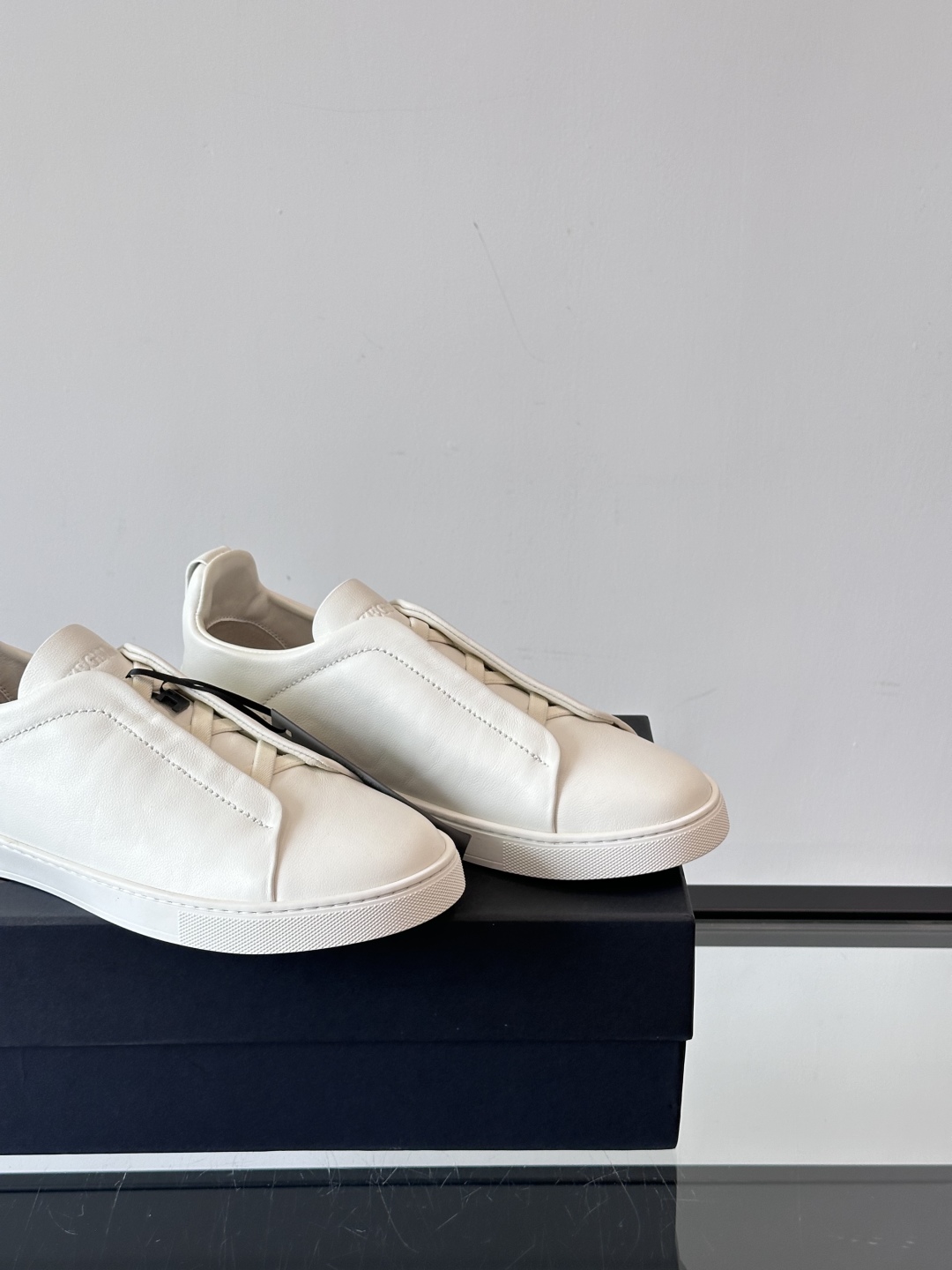 ZEGNA 杰尼亚 奢华休闲TriPle Stitch™ 2025新款男士休闲鞋，选用进口牛皮打造，丰富