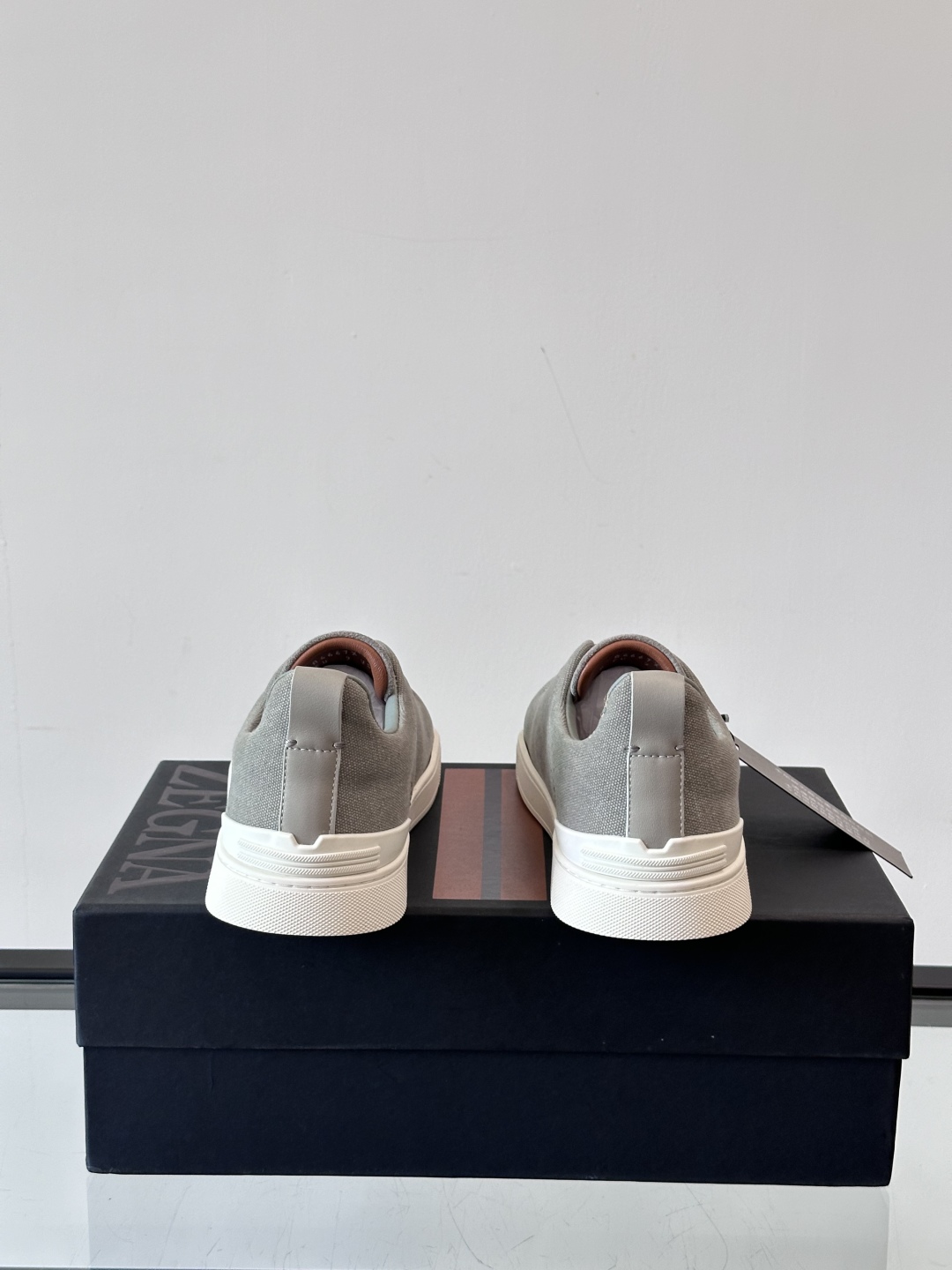 ZEGNA 杰尼亚 奢华休闲TriPle Stitch™ 2025新款男士休闲鞋，选用进口水洗牛仔面料打