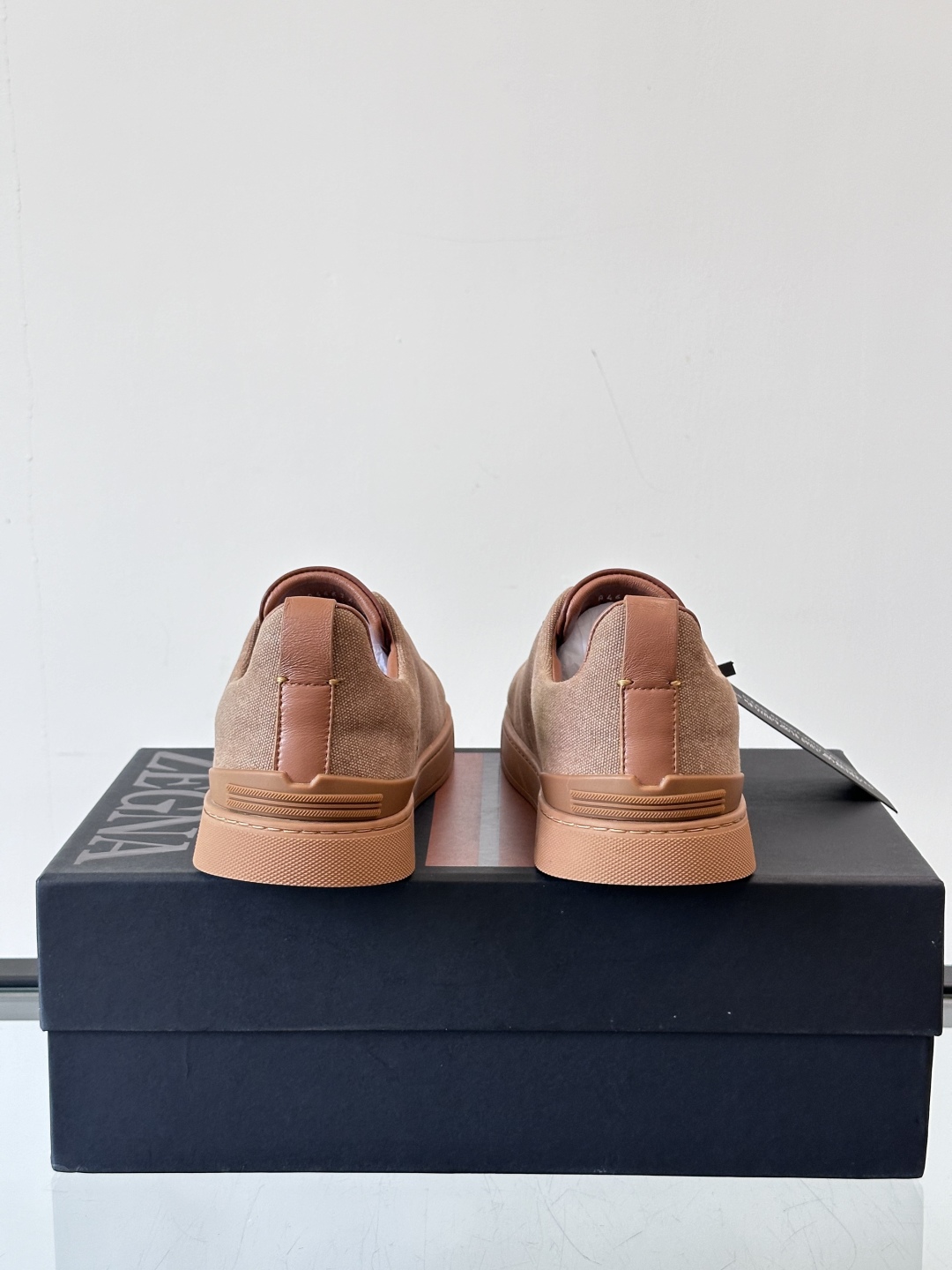 ZEGNA 杰尼亚 奢华休闲TriPle Stitch™ 2025新款男士休闲鞋，选用进口水洗牛仔面料打