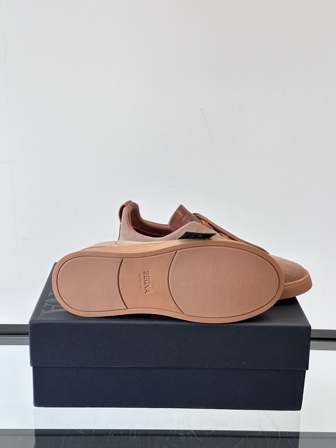 ZEGNA 杰尼亚 奢华休闲TriPle Stitch™ 2025新款男士休闲鞋，选用进口水洗牛仔面料打