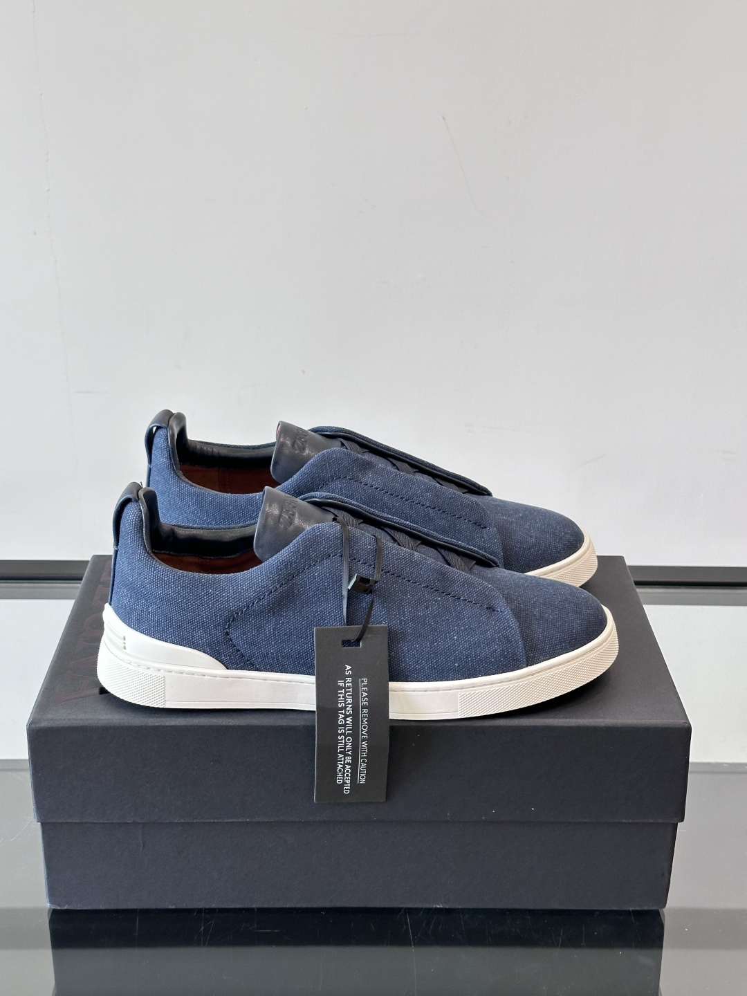 ZEGNA 杰尼亚 奢华休闲TriPle Stitch™ 2025新款男士休闲鞋，选用进口水洗牛仔面料打