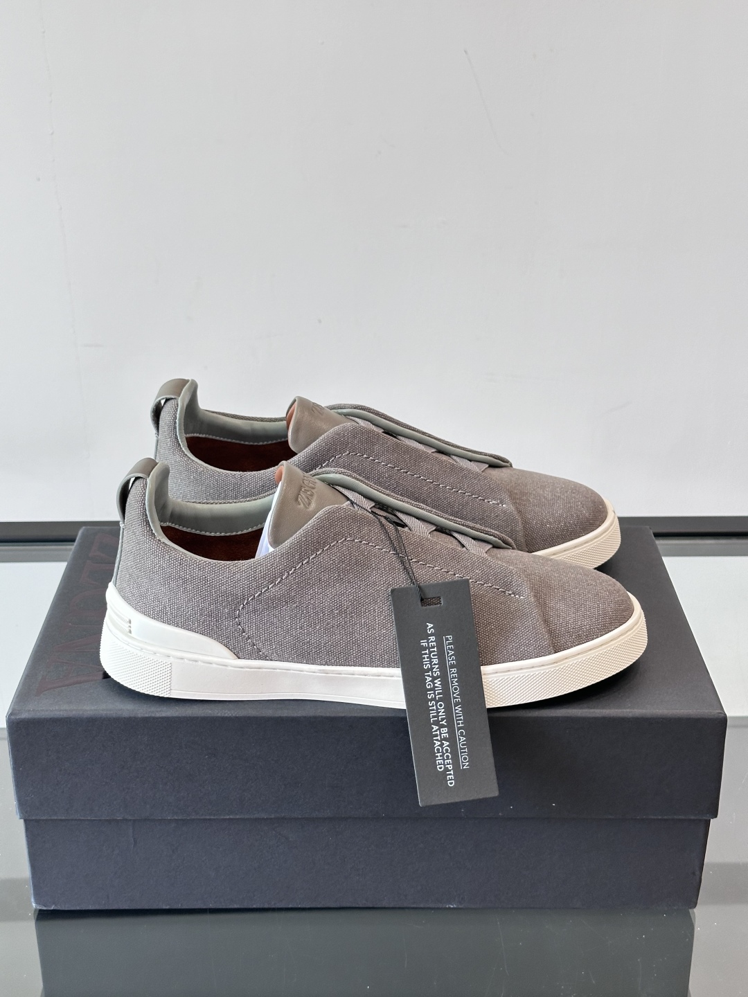 ZEGNA 杰尼亚 奢华休闲TriPle Stitch™ 2025新款男士休闲鞋，选用进口水洗牛仔面料打
