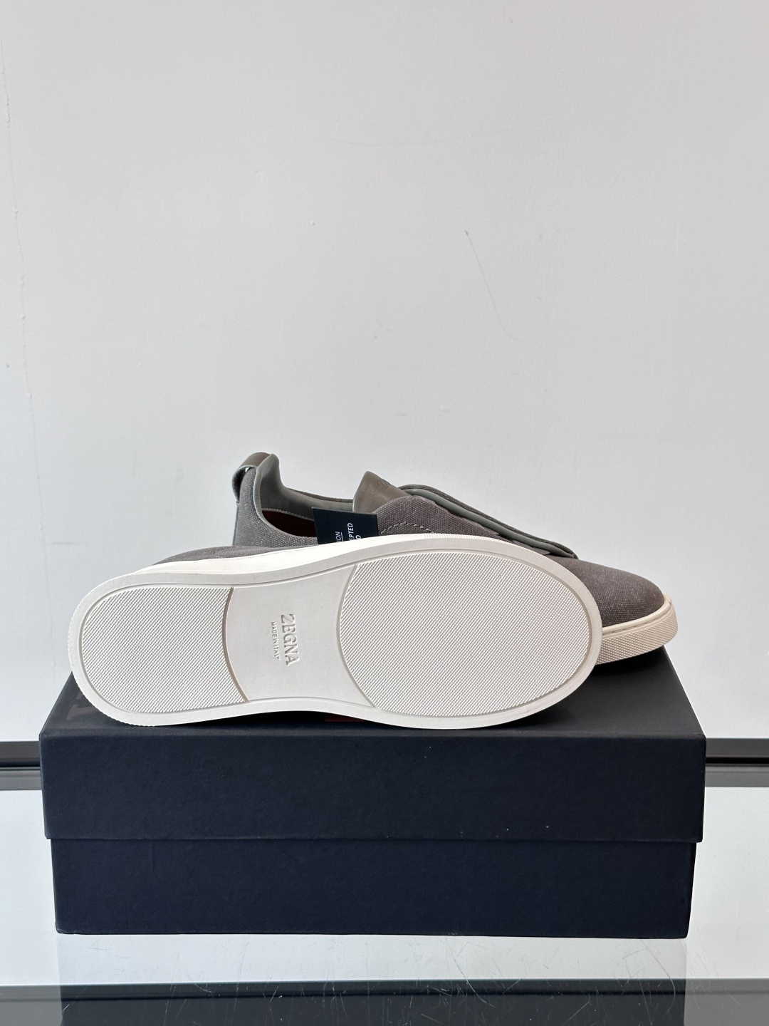 ZEGNA 杰尼亚 奢华休闲TriPle Stitch™ 2025新款男士休闲鞋，选用进口水洗牛仔面料打