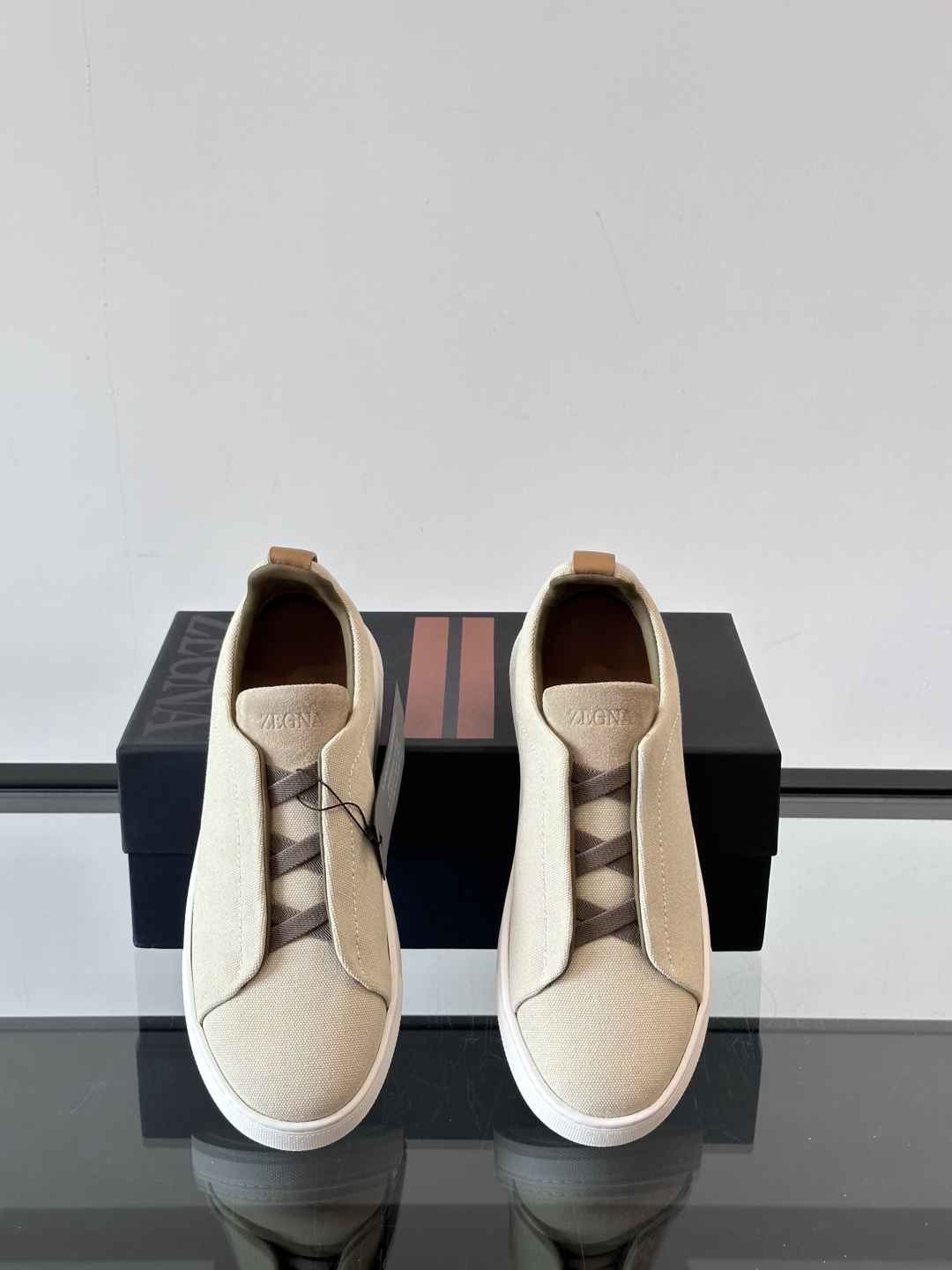 ZEGNA 杰尼亚 奢华休闲TriPle Stitch™ 2025新款男士休闲鞋，选用进口水洗牛仔面料打
