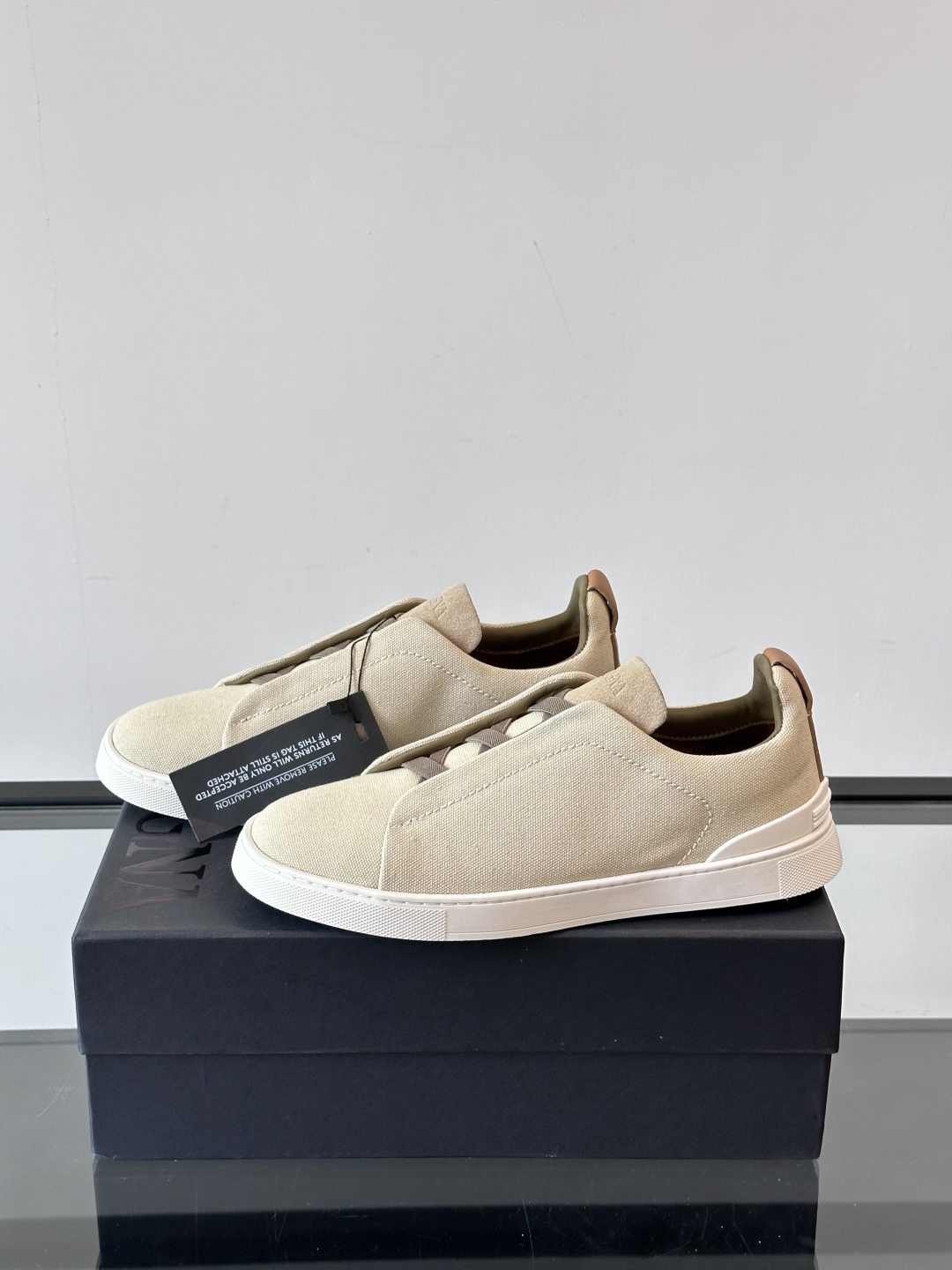 ZEGNA 杰尼亚 奢华休闲TriPle Stitch™ 2025新款男士休闲鞋，选用进口水洗牛仔面料打