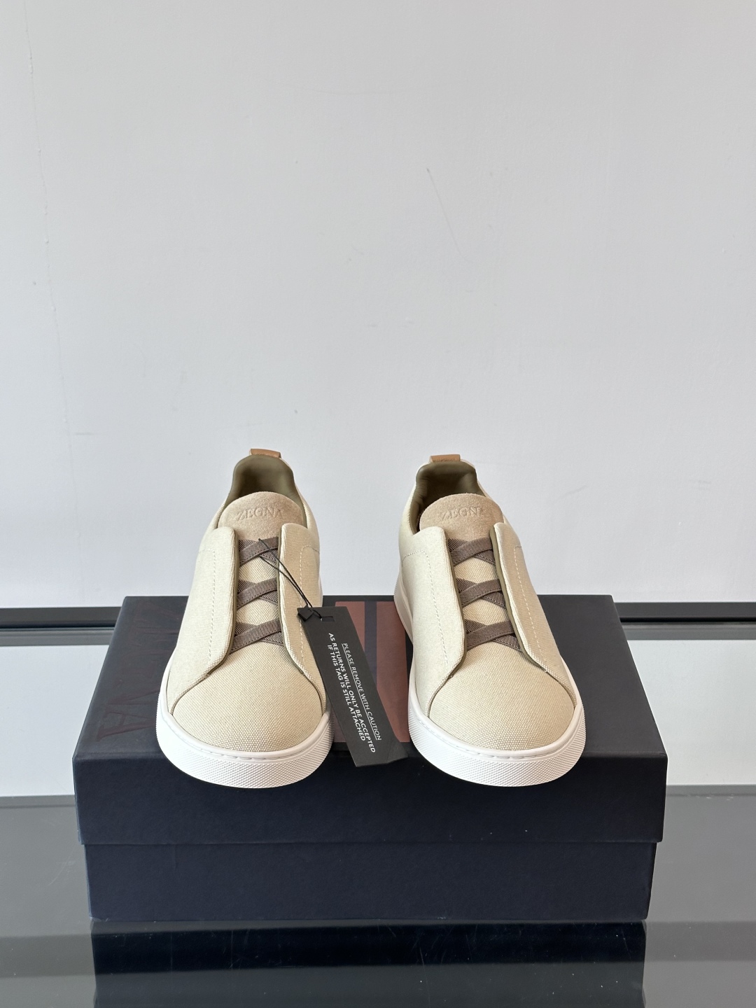 ZEGNA 杰尼亚 奢华休闲TriPle Stitch™ 2025新款男士休闲鞋，选用进口水洗牛仔面料打