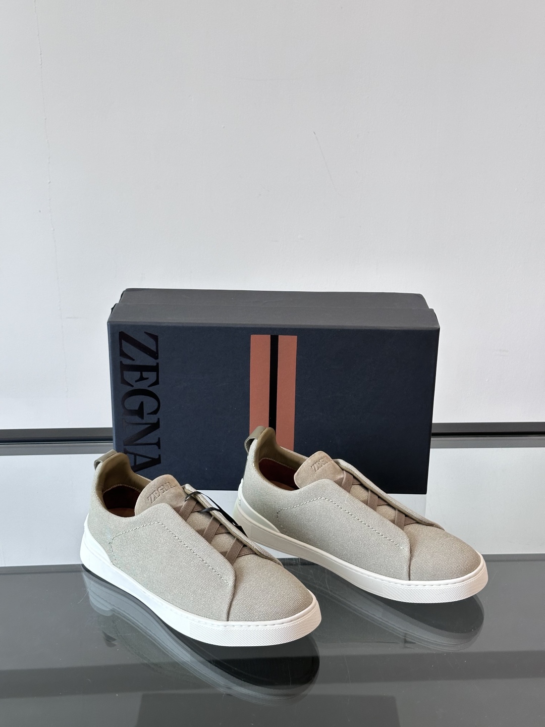 ZEGNA 杰尼亚 奢华休闲TriPle Stitch™ 2025新款男士休闲鞋，选用进口水洗牛仔面料打