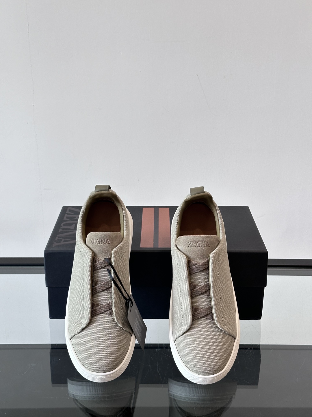 ZEGNA 杰尼亚 奢华休闲TriPle Stitch™ 2025新款男士休闲鞋，选用进口水洗牛仔面料打