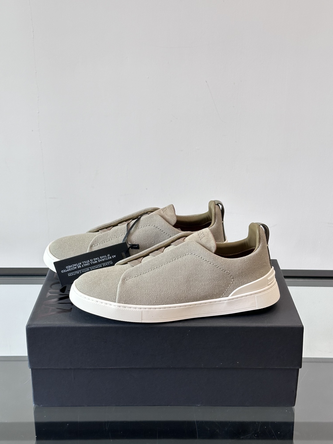 ZEGNA 杰尼亚 奢华休闲TriPle Stitch™ 2025新款男士休闲鞋，选用进口水洗牛仔面料打