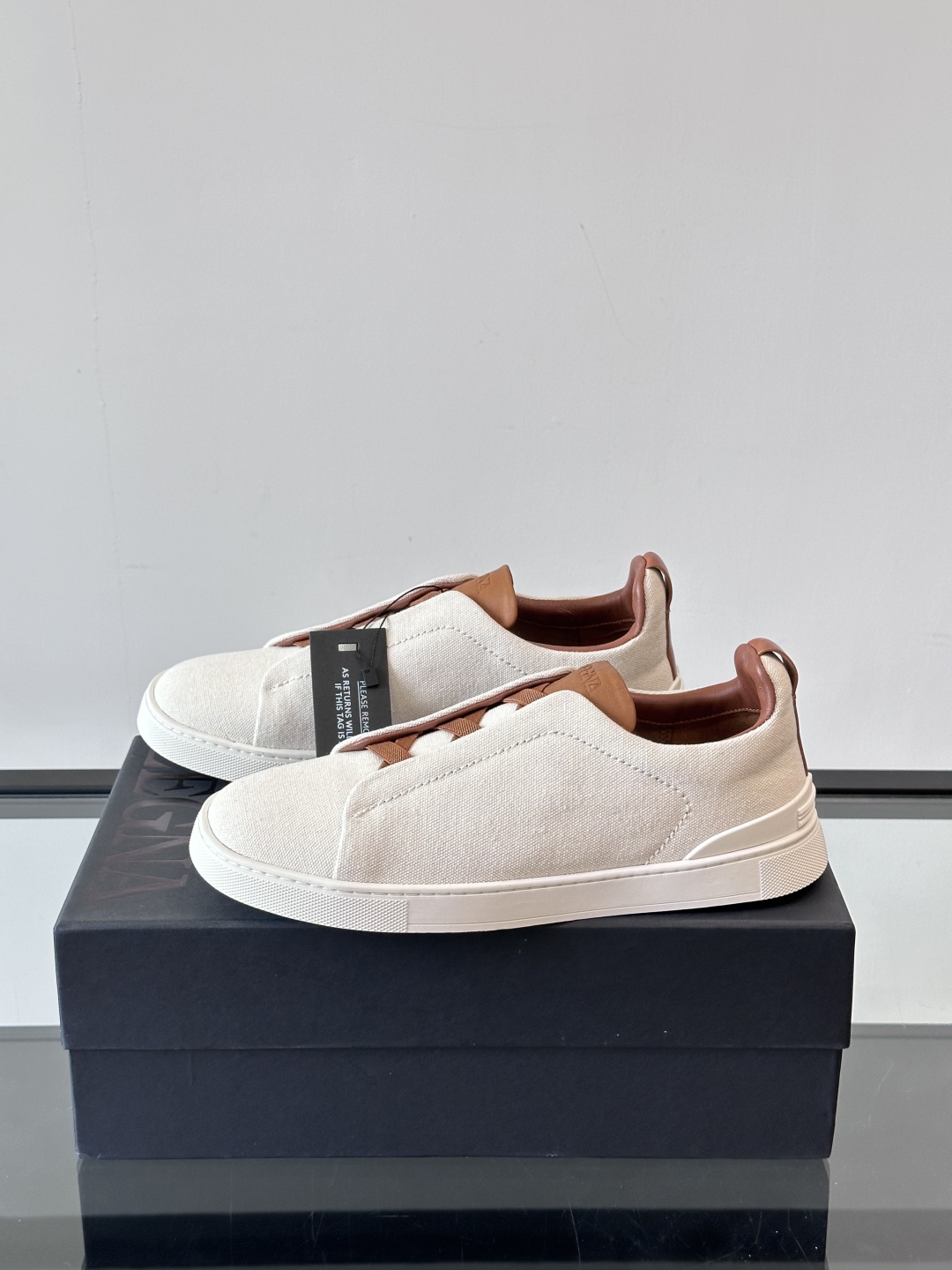 ZEGNA 杰尼亚 奢华休闲TriPle Stitch™ 2025新款男士休闲鞋，选用进口水洗牛仔面料打