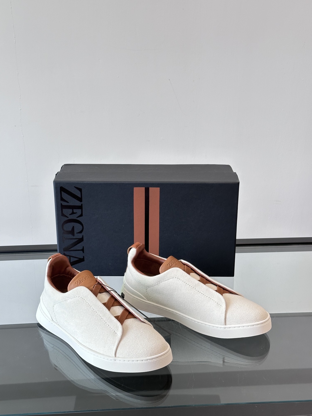 ZEGNA 杰尼亚 奢华休闲TriPle Stitch™ 2025新款男士休闲鞋，选用进口水洗牛仔面料打