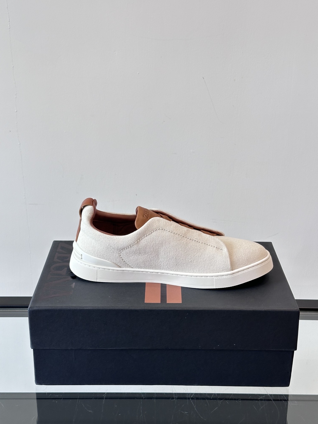 ZEGNA 杰尼亚 奢华休闲TriPle Stitch™ 2025新款男士休闲鞋，选用进口水洗牛仔面料打