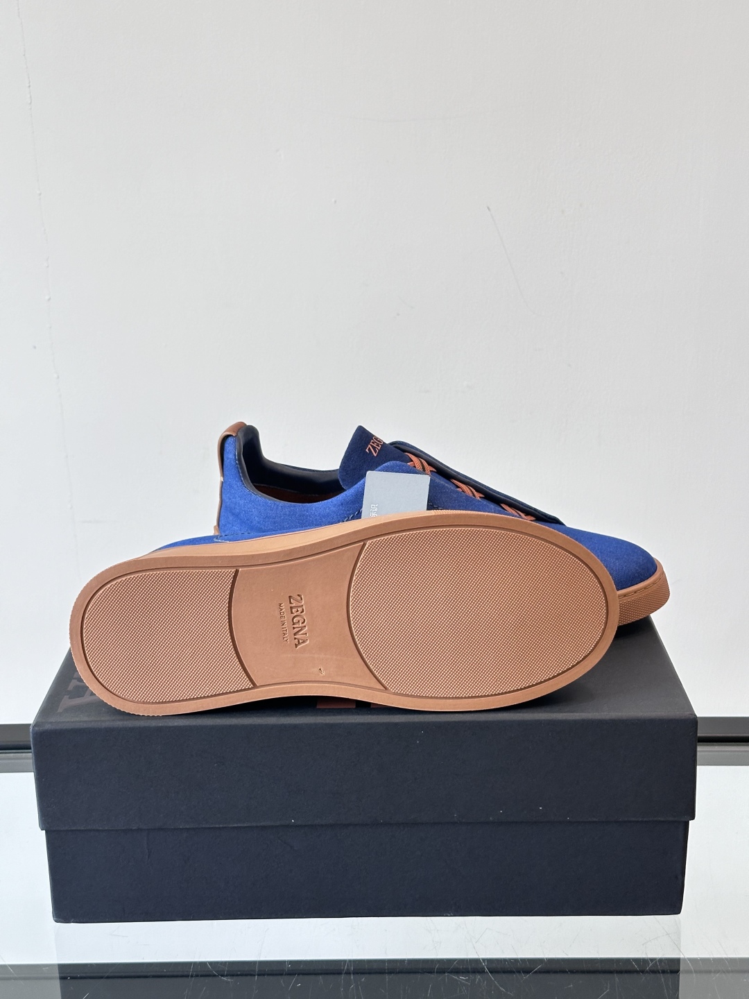 ZEGNA 杰尼亚 奢华休闲TriPle Stitch™ 2025新款男士休闲鞋，选用进口水洗牛仔面料打
