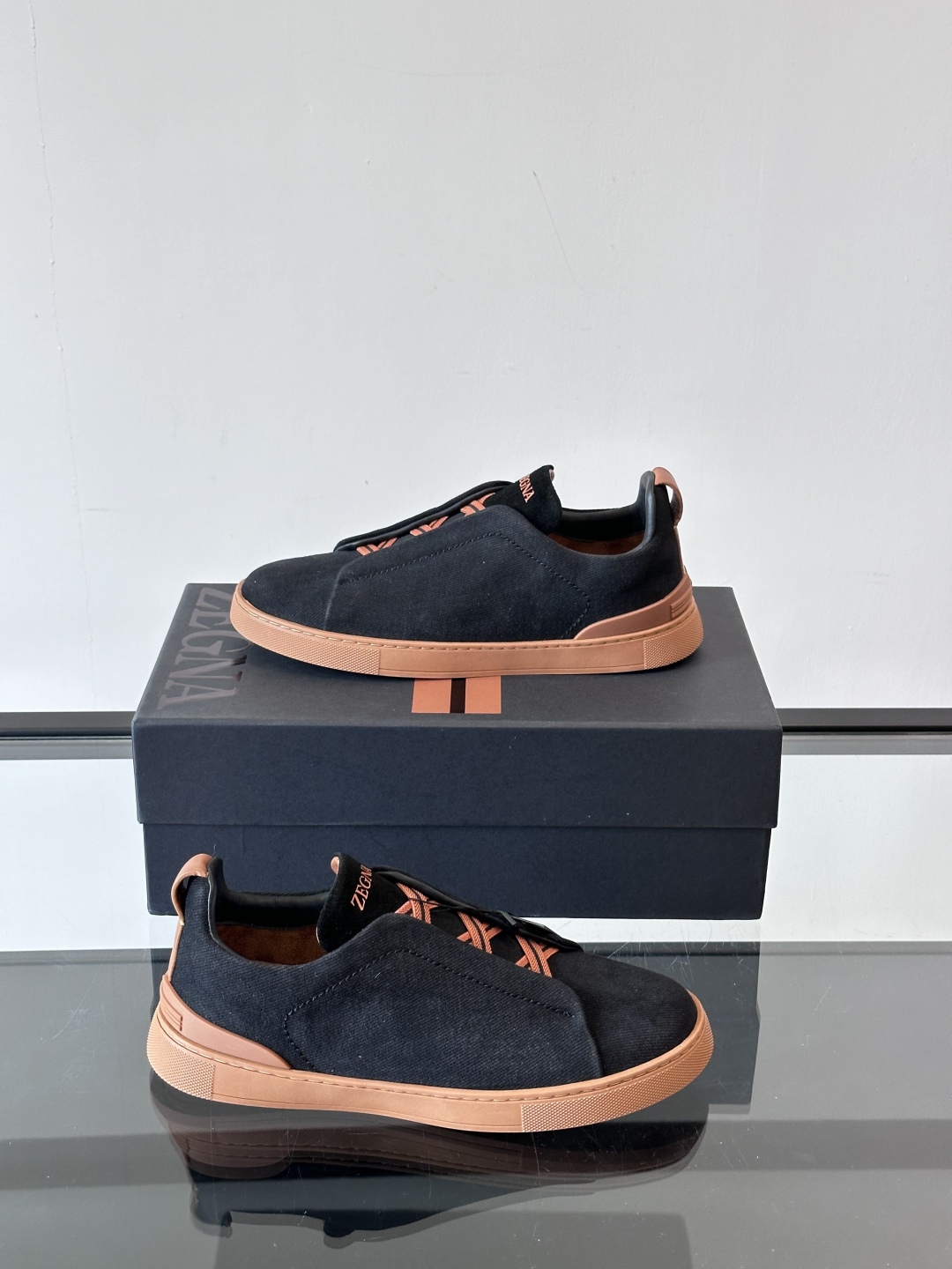 ZEGNA 杰尼亚 奢华休闲TriPle Stitch™ 2025新款男士休闲鞋，选用进口水洗牛仔面料打
