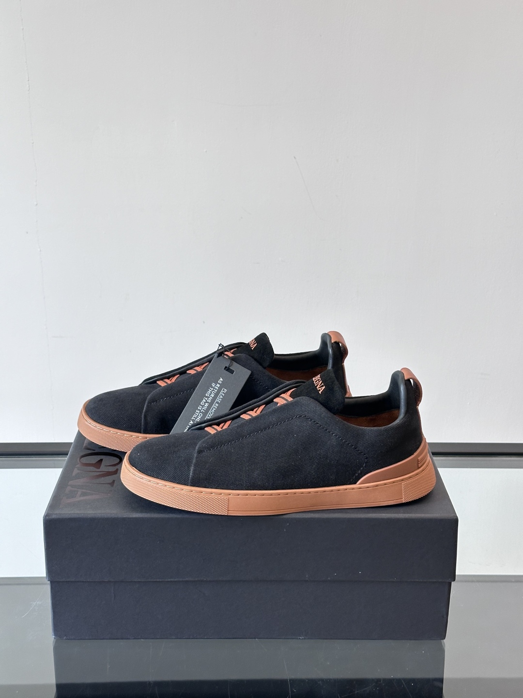 ZEGNA 杰尼亚 奢华休闲TriPle Stitch™ 2025新款男士休闲鞋，选用进口水洗牛仔面料打