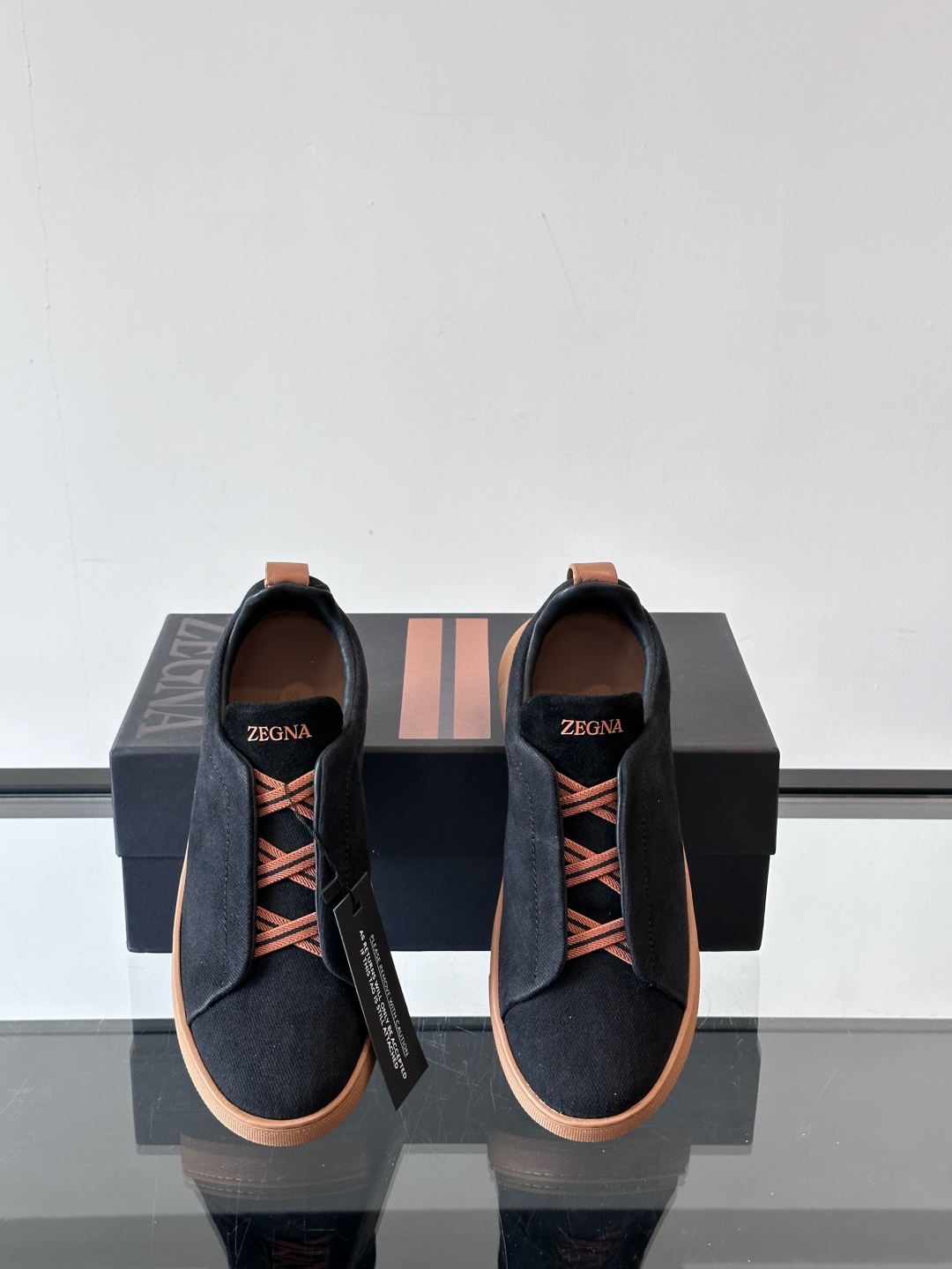 ZEGNA 杰尼亚 奢华休闲TriPle Stitch™ 2025新款男士休闲鞋，选用进口水洗牛仔面料打